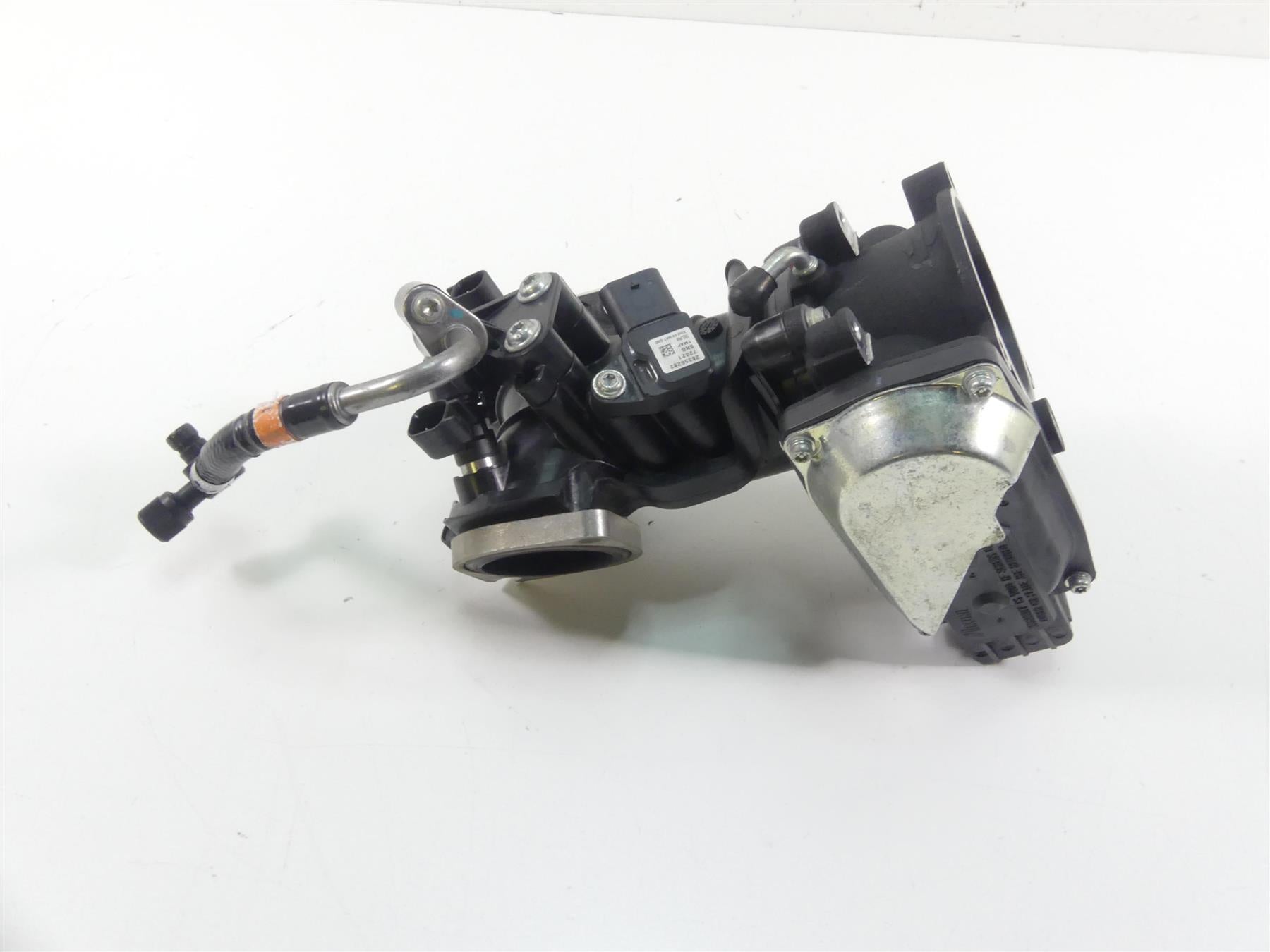 2018 Harley Softail FXFB Fat Bob Mikuni M8 Throttle Body Fuel Injection 27300122 {{ shop.shopifyCountryName }} - Mototech271