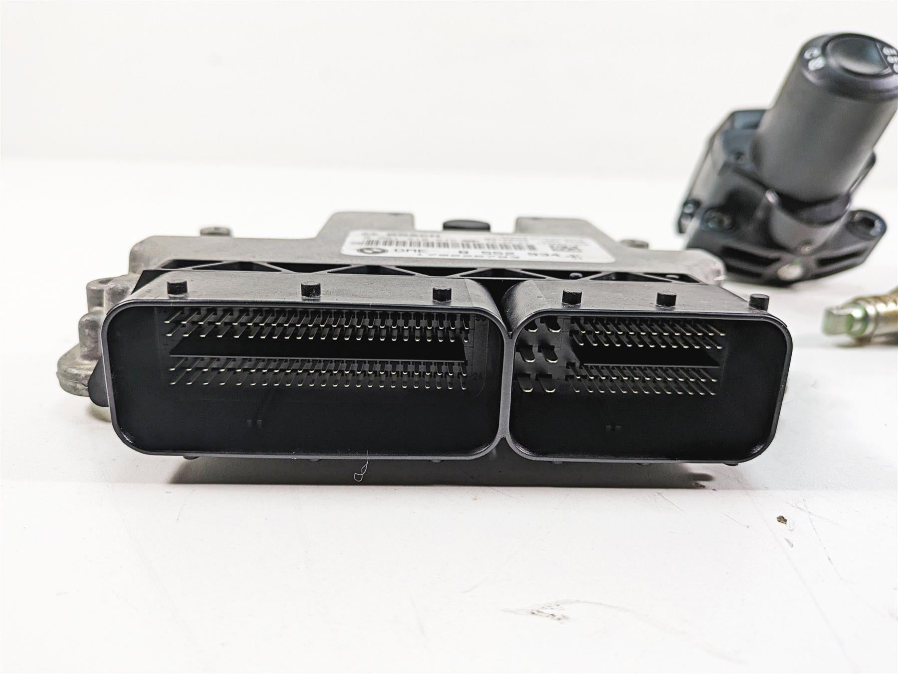 2016 BMW R1200R K53 Cdi Handsfree Keyless Ignition Switch Lock Set 8552934 {{ shop.shopifyCountryName }} - Mototech271