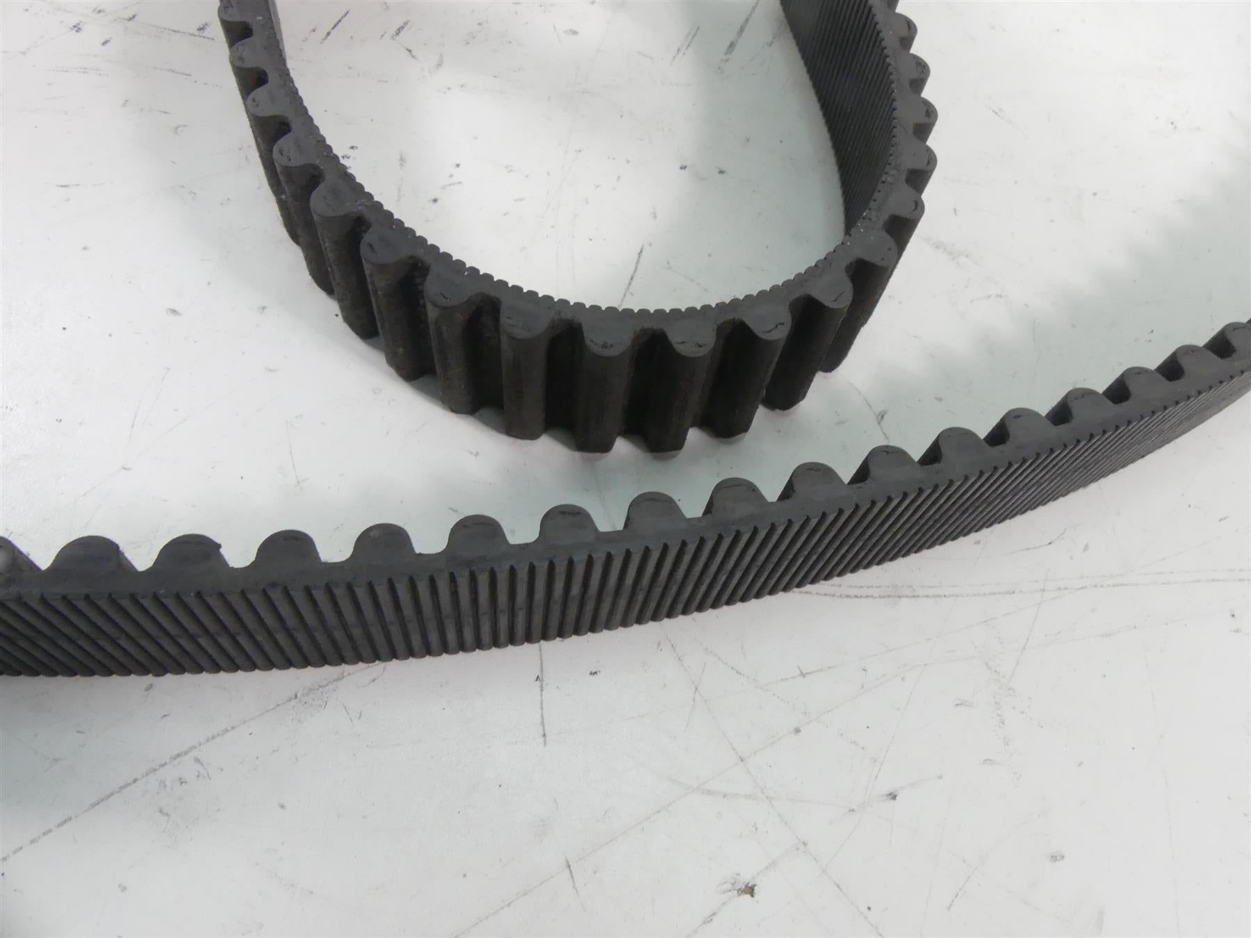 1989 Harley Touring FLTC Tour Glide Rear Main Drive Belt 136T 1-1/2" 40001-85 {{ shop.shopifyCountryName }} - Mototech271