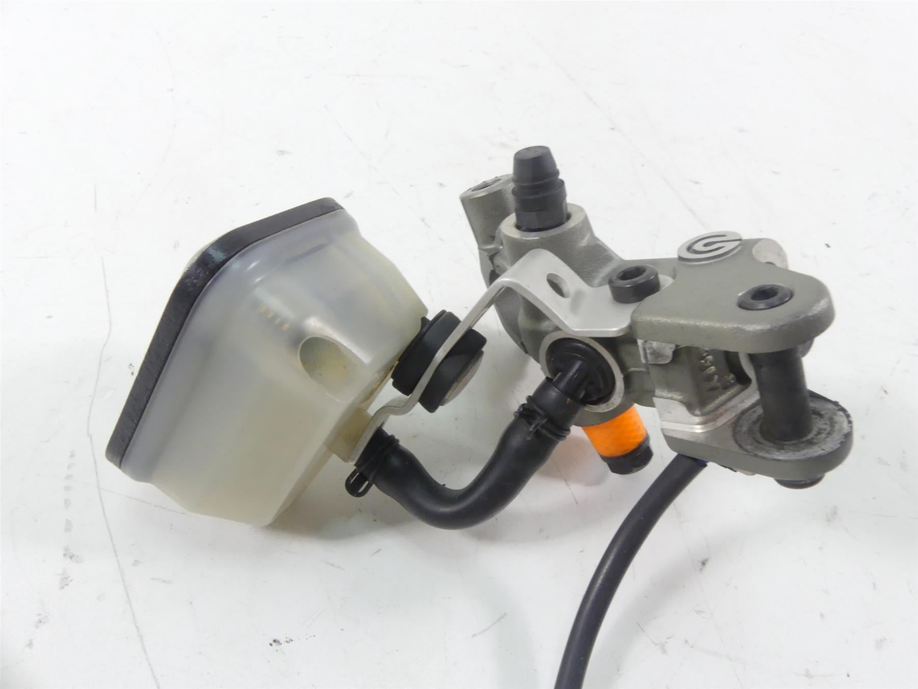 2013 Ducati Streetfighter 848 Brembo Radial Clutch Master Cylinder 63040483A {{ shop.shopifyCountryName }} - Mototech271