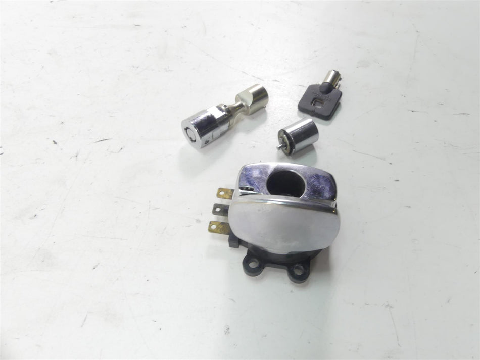 2004 Harley Softail FXSTD SE CVO Deuce Ignition Switch Key Lock Set 71450-04 {{ shop.shopifyCountryName }} - Mototech271