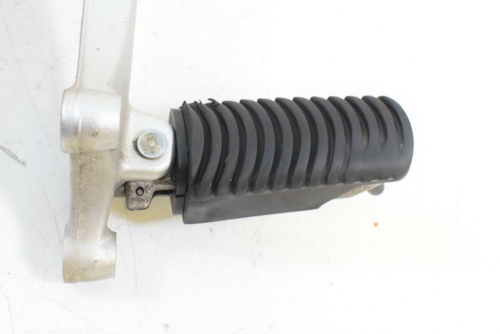 2007 BMW K1200 GT K44 Left Footpeg Foot Peg Rest Set 46717687515 {{ shop.shopifyCountryName }} - Mototech271