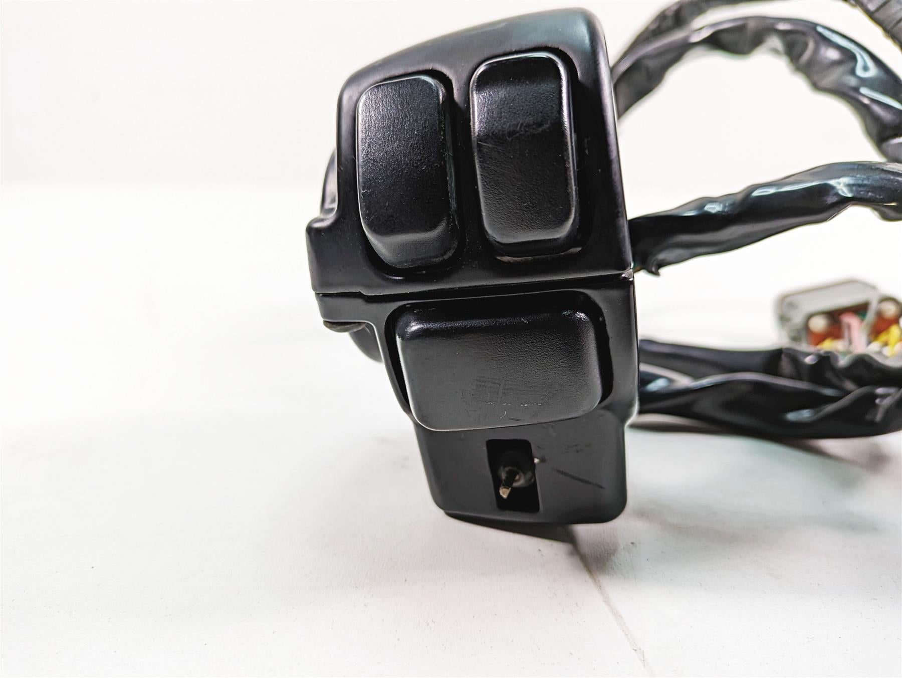 2006 Harley Touring FLHXI Street Glide Left Hand Control Switch - Read 71558-96A {{ shop.shopifyCountryName }} - Mototech271