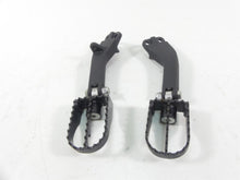 Load image into Gallery viewer, 2016 Harley FXDLS Dyna Low Rider Rear Passenger Footpeg Foot Peg Set 49224-06A | Mototech271
