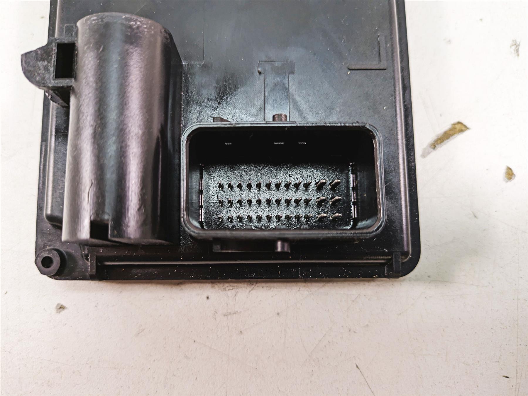 2017 Harley XL883 N Sportster Iron Bcm Body Control Module X-Axis 41000351A {{ shop.shopifyCountryName }} - Mototech271