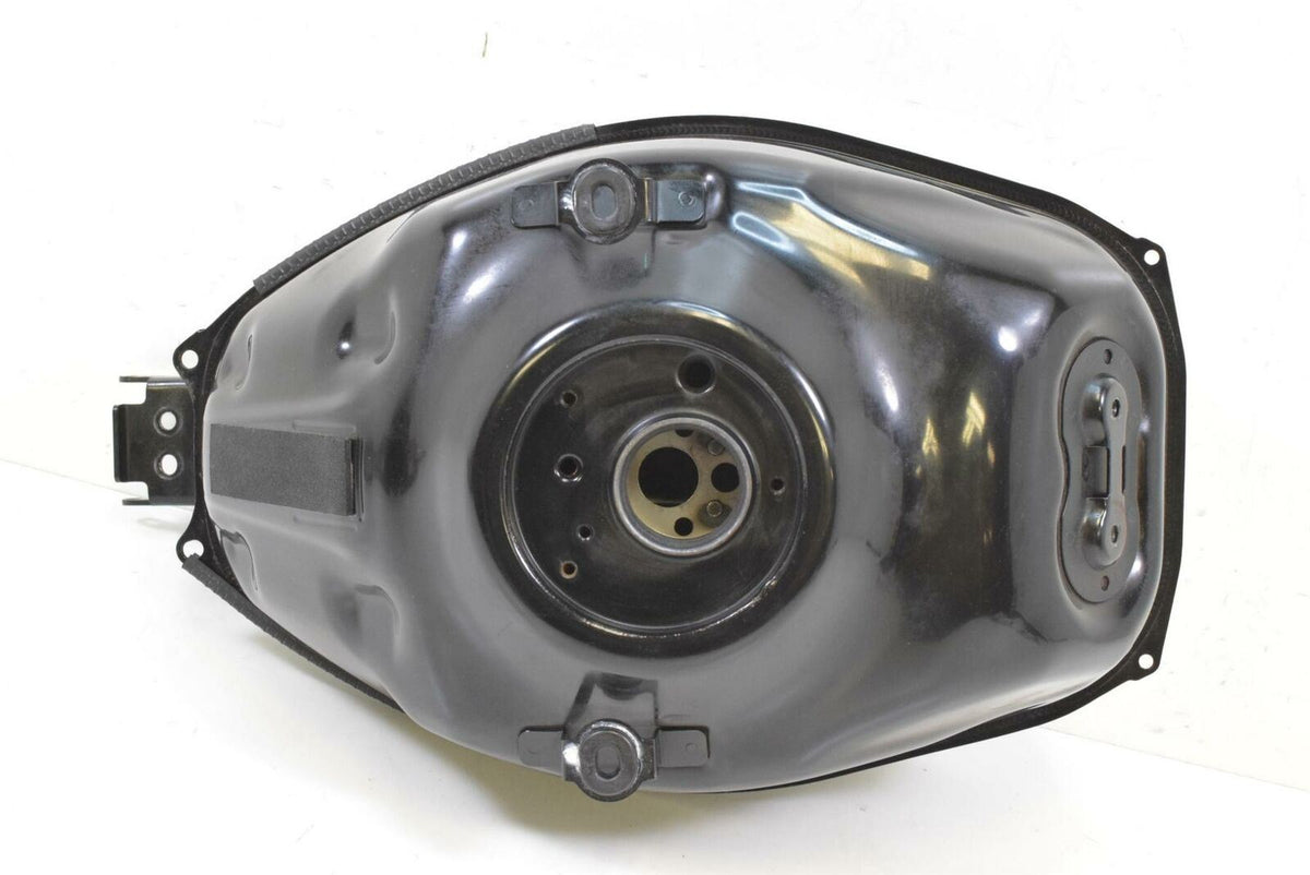 2015 Yamaha YZFR3 YZF R3 Fuel Gas Petrol Tank 1WD-F4110-00-00 BR5-F4110-00-00 {{ shop.shopifyCountryName }} - Mototech271