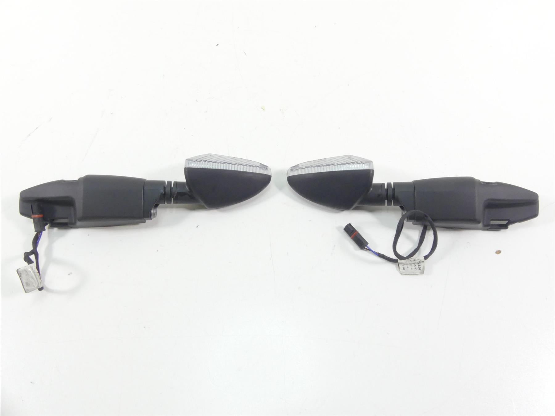 2017 BMW RnineT Racer K32 Front Blinker & Mounts Set 63138534357 63138534356 {{ shop.shopifyCountryName }} - Mototech271