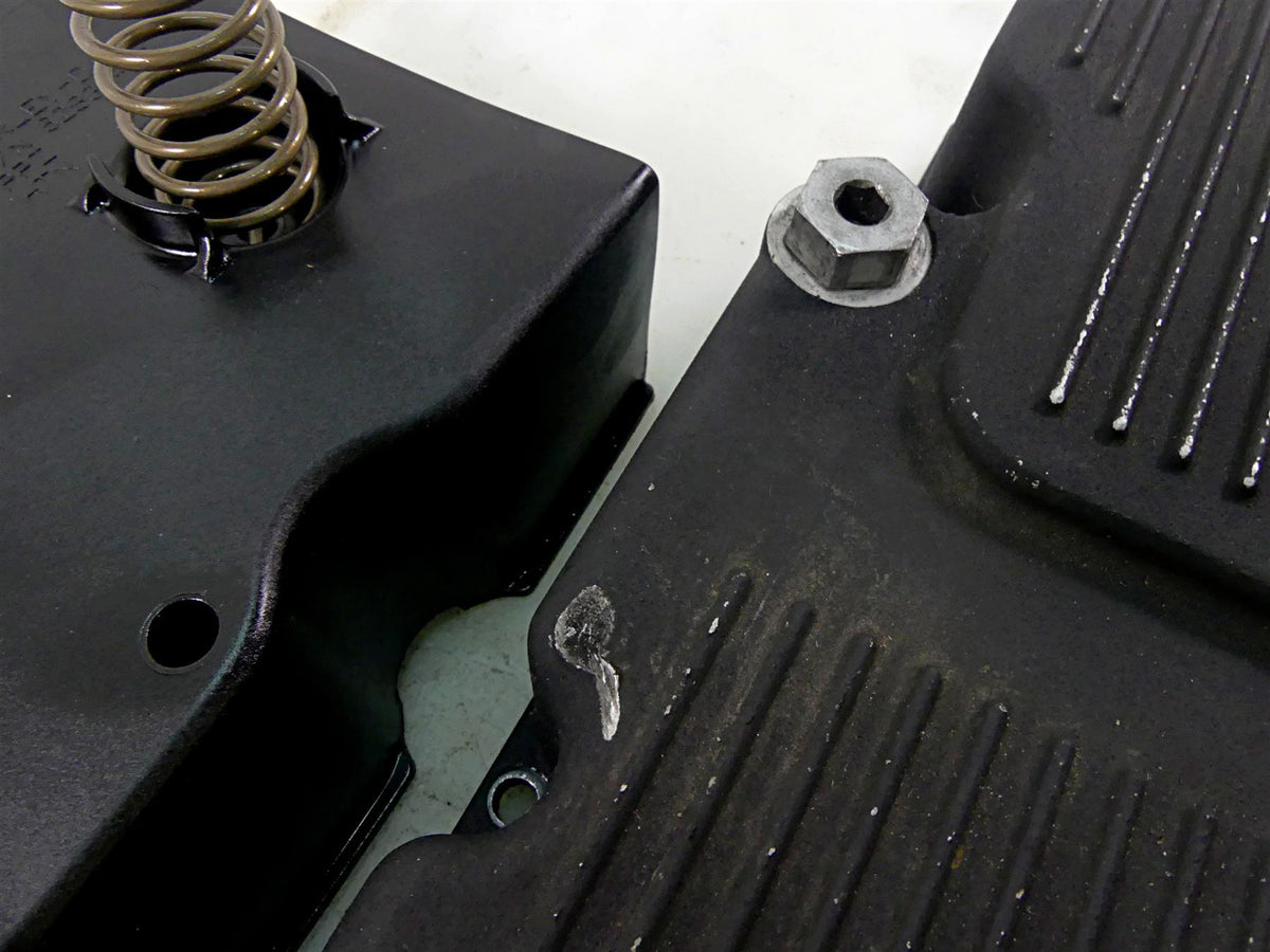 2008 Harley Touring FLHX Street Glide Transmission Lower Oil Pan 62489-99A {{ shop.shopifyCountryName }} - Mototech271