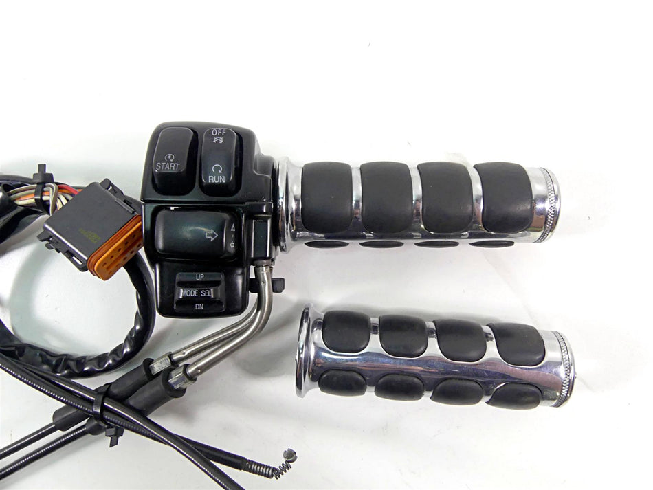 2003 Harley Touring FLHTCI E-Glide 100TH Right Mode Control Switch 71684-06A {{ shop.shopifyCountryName }} - Mototech271