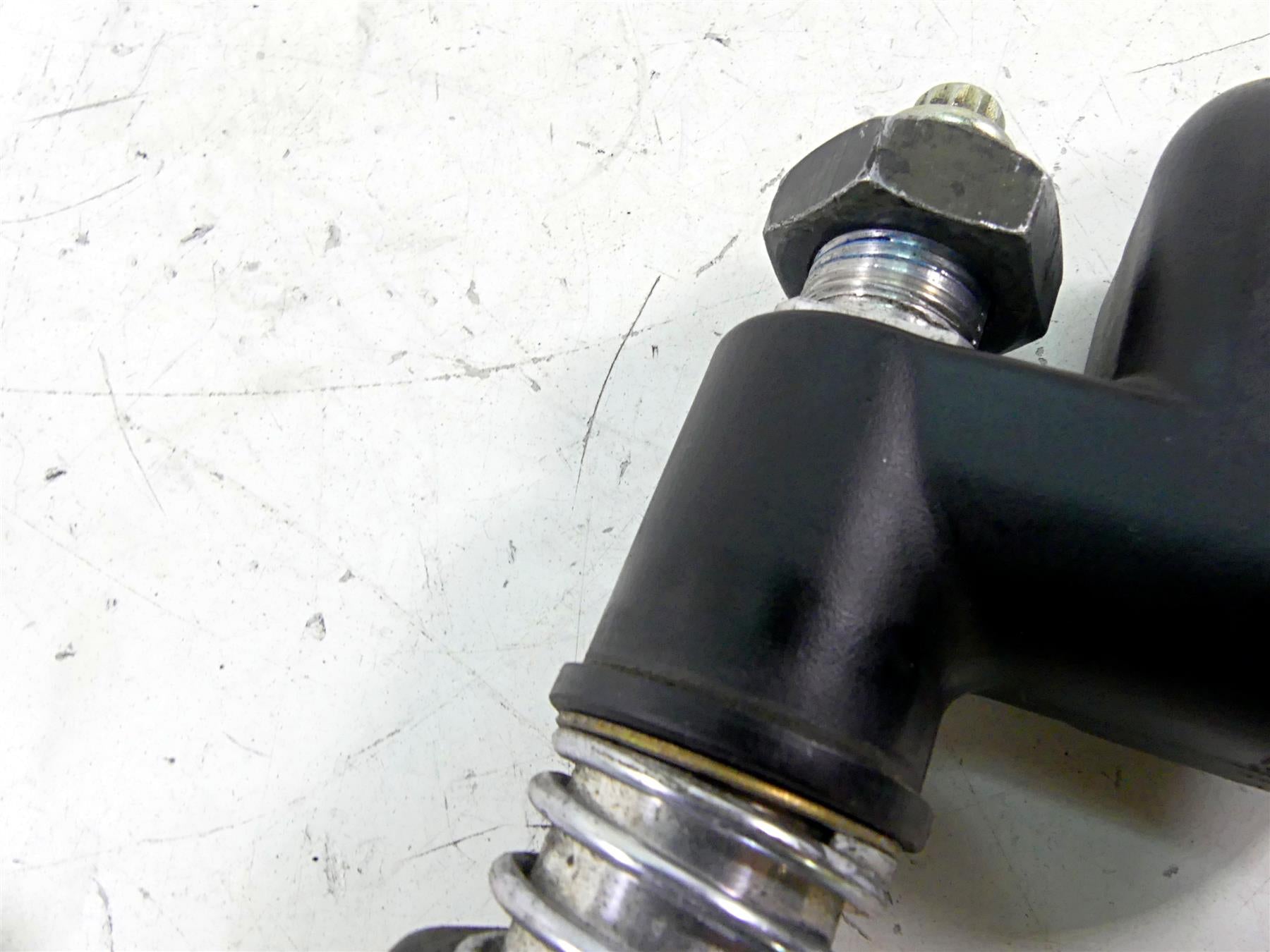 2002 Harley Touring FLHTC Electra Glide Rear Brake Master Cylinder 41755-99F {{ shop.shopifyCountryName }} - Mototech271