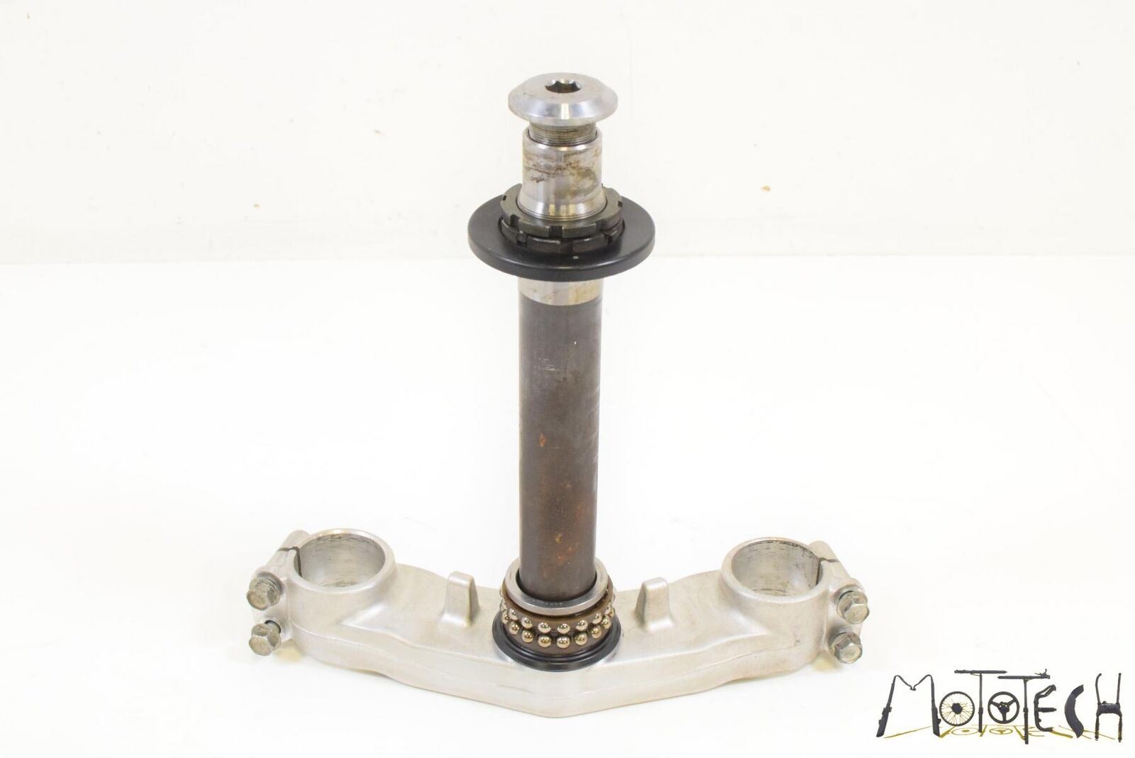 2005 Kawasaki ZZR1200 ZX1200 Ninja Lower Triple Tree Steering Clamp 44037-0008 {{ shop.shopifyCountryName }} - Mototech271