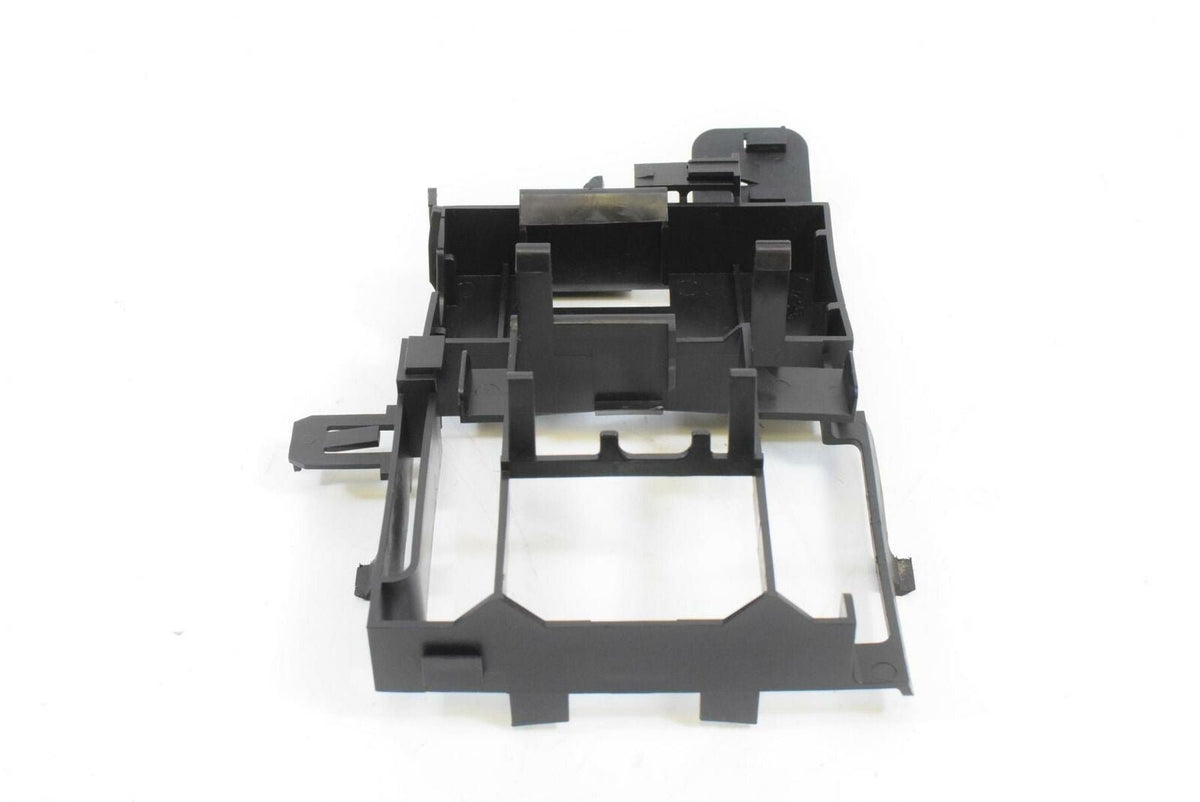 2007 Harley VRSCX V-Rod All Electric Plastic Holder Carrier Set get off part {{ shop.shopifyCountryName }} - Mototech271