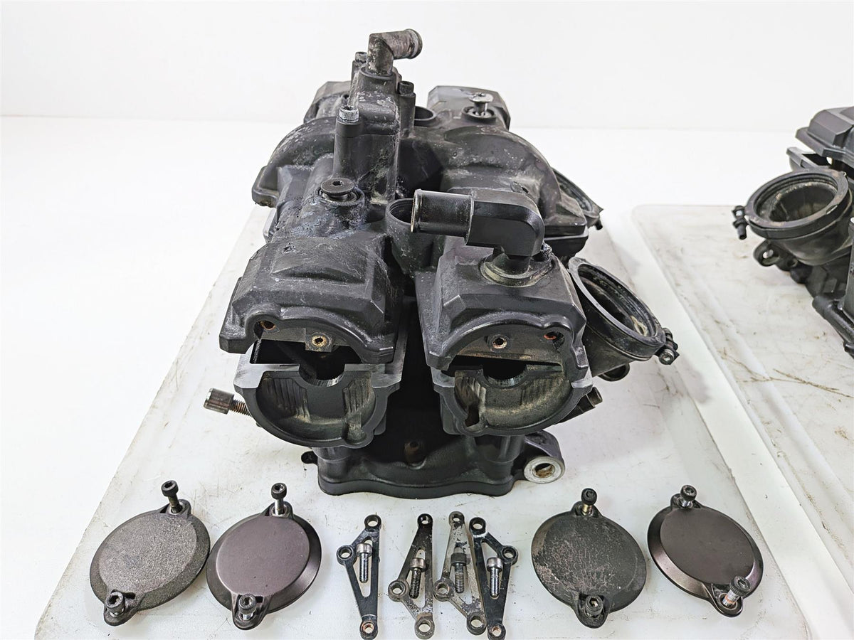 2009 Yamaha VMX17 V-Max 1700 Engine Cylinder Head Set - Read 2S3-11103-09-Mototech271