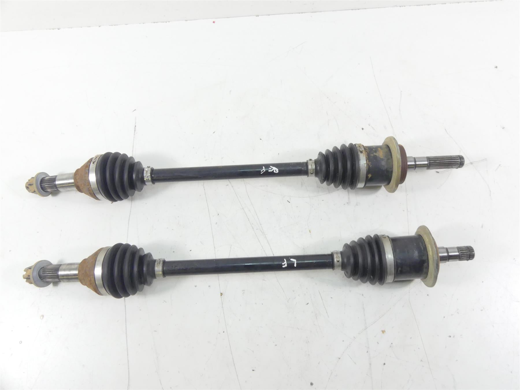 2020 Can-Am Commander 1000R XT Front Cv Drive Shaft Axle Set 705401872 705401871