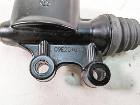 2010 Harley Touring FLHTCU Electra Glide Rear Brake Master Cylinder 41763-08C {{ shop.shopifyCountryName }} - Mototech271