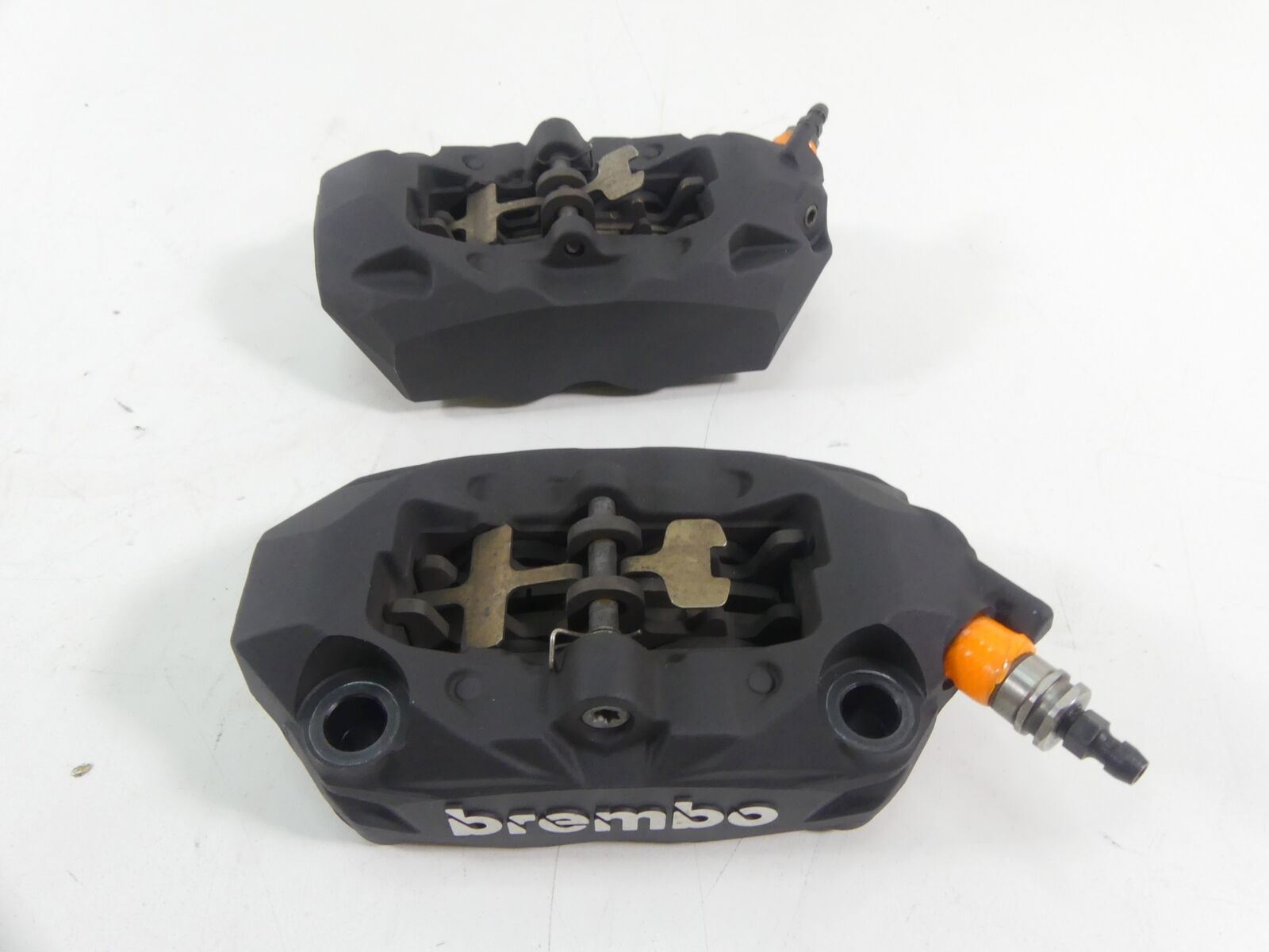 2018 BMW S1000XR K49 Front Brembo Brake Caliper Set 34118556205 34118556206 {{ shop.shopifyCountryName }} - Mototech271