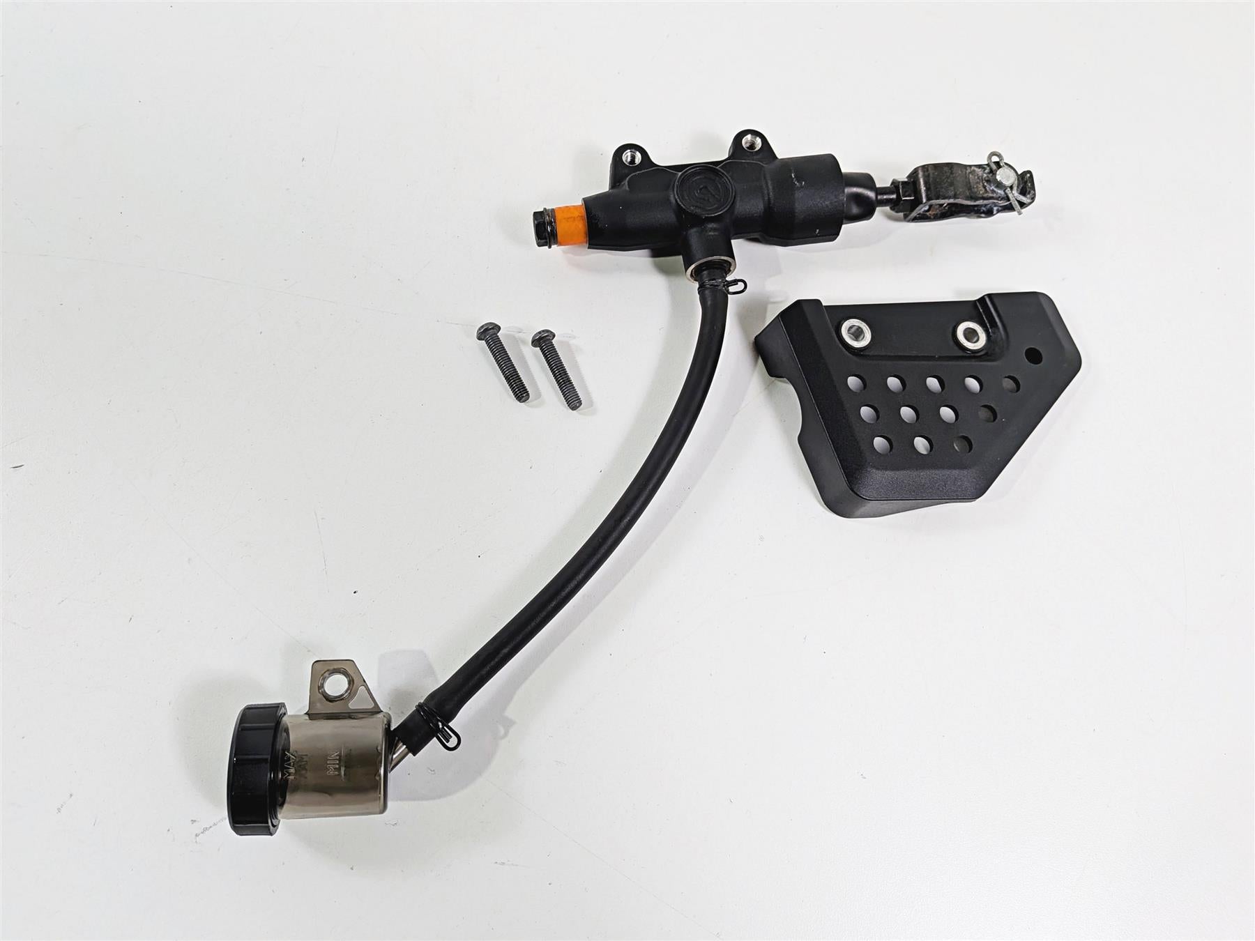 2023 Harley Adv RA1250 S Pan America Rear Brake Master Cylinder Brembo 41700604