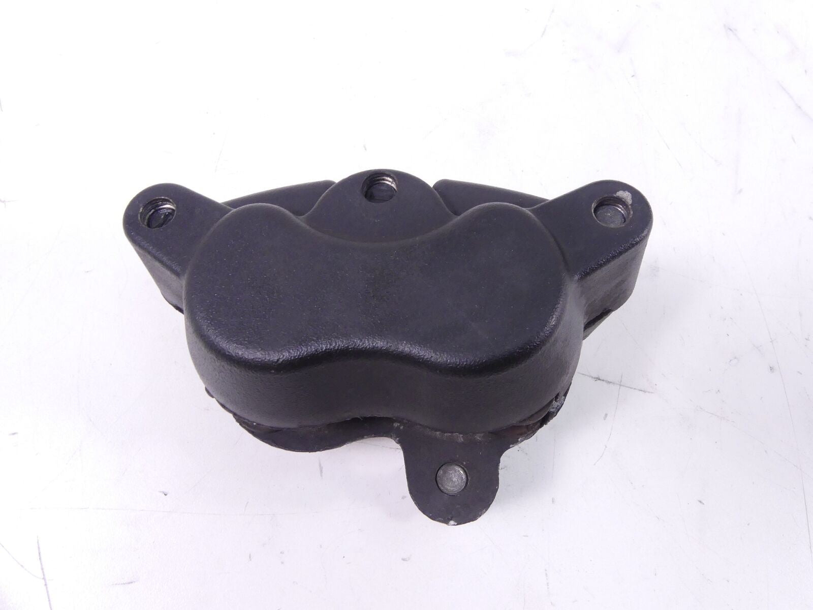 2016 Harley FLD Dyna Switchback 103 Front Brake Caliper 41300001 {{ shop.shopifyCountryName }} - Mototech271