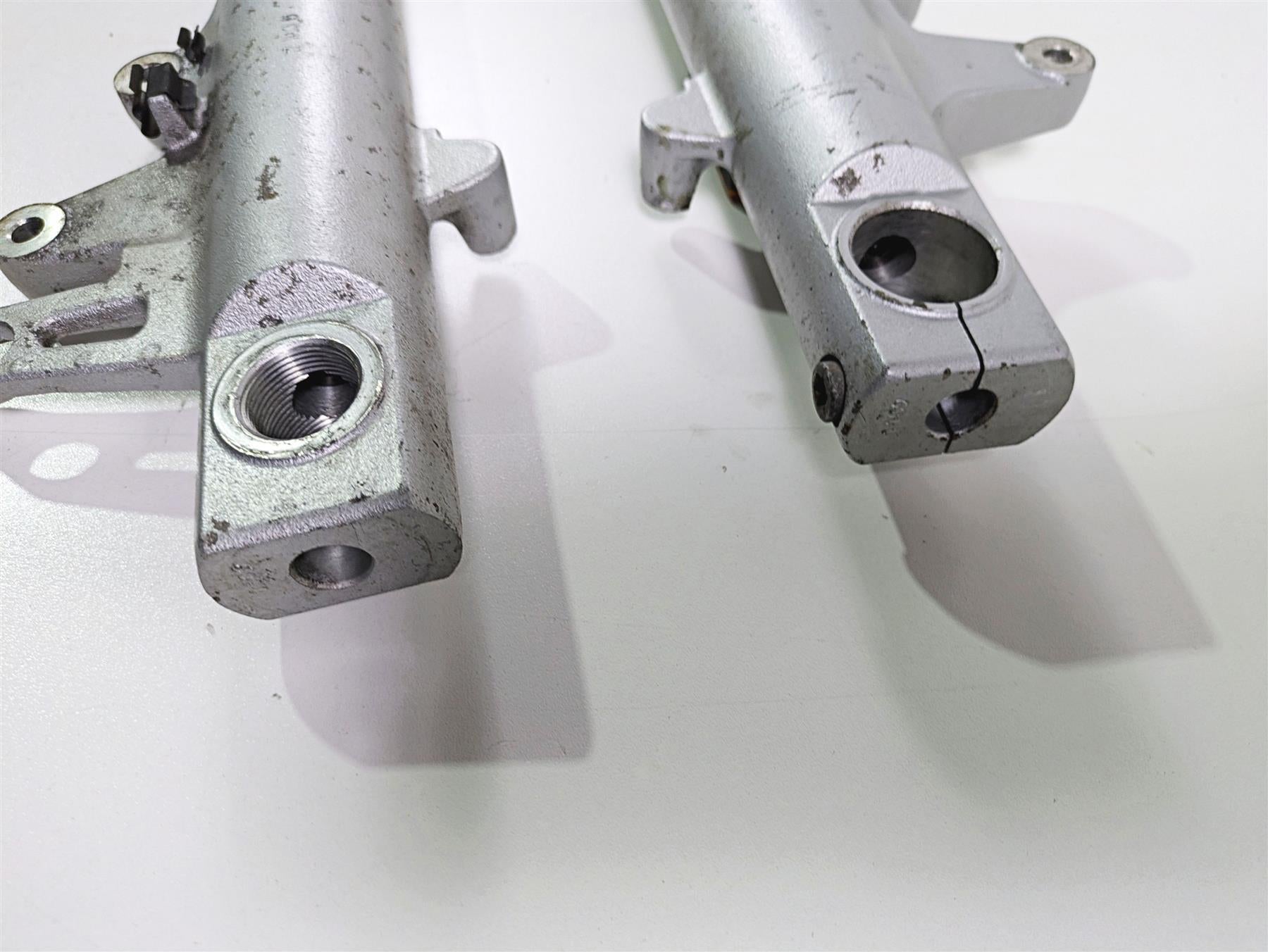 2009 BMW R1200RT K26 Straight Showa Front Fork Leg Set 31427698911 31427684312 {{ shop.shopifyCountryName }} - Mototech271