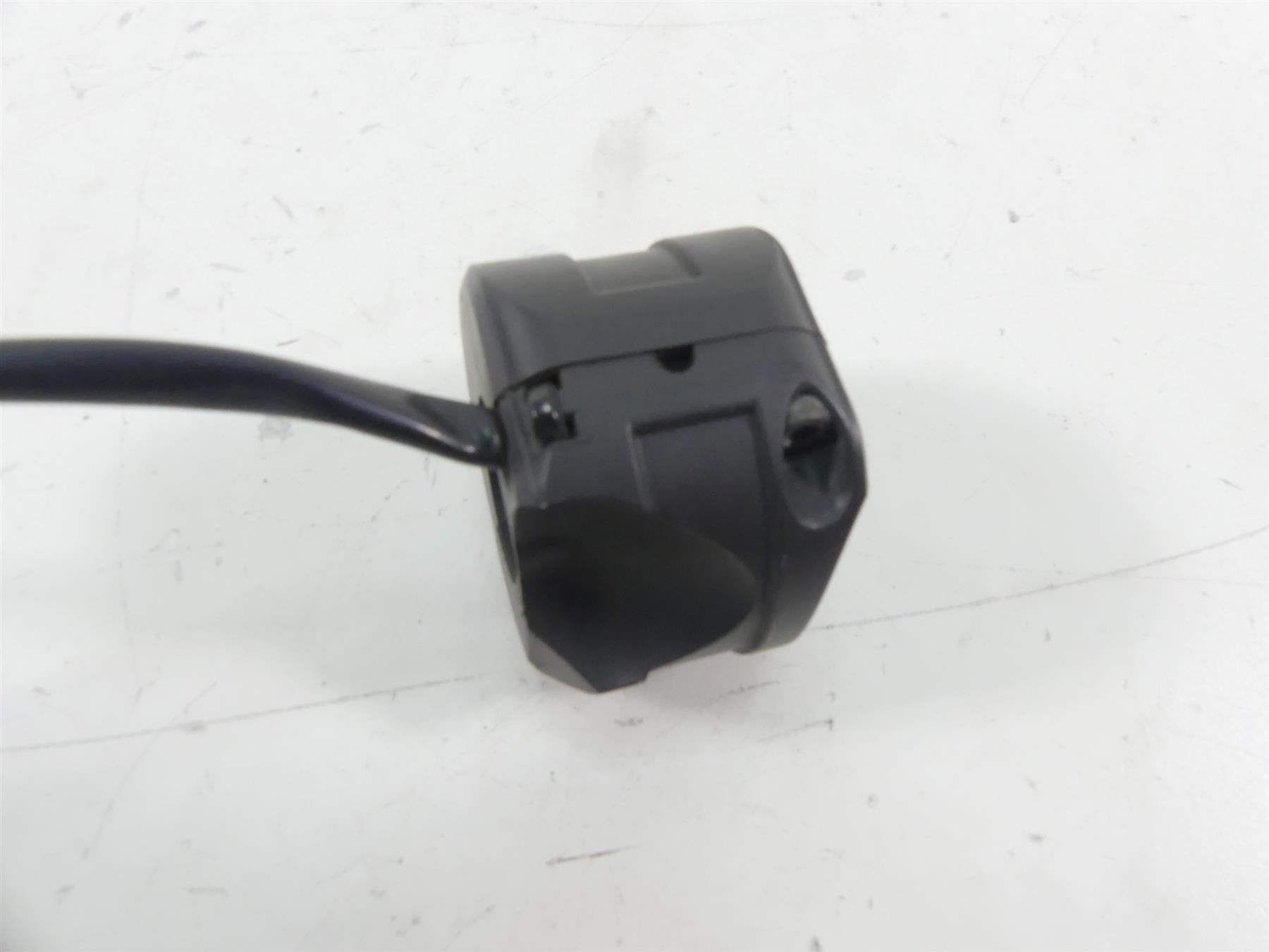 2011 Ducati Hypermotard 1100 SP Right Start Kill Control Switch 65110111A {{ shop.shopifyCountryName }} - Mototech271