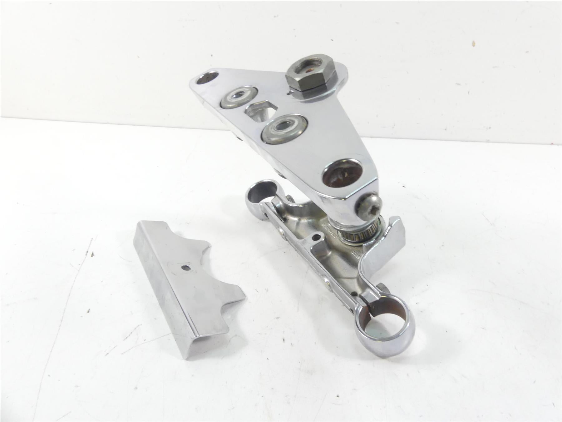 2008 Harley Softail FXSTB Night Train 41mm Chrome Triple Tree Set 45640-00A {{ shop.shopifyCountryName }} - Mototech271