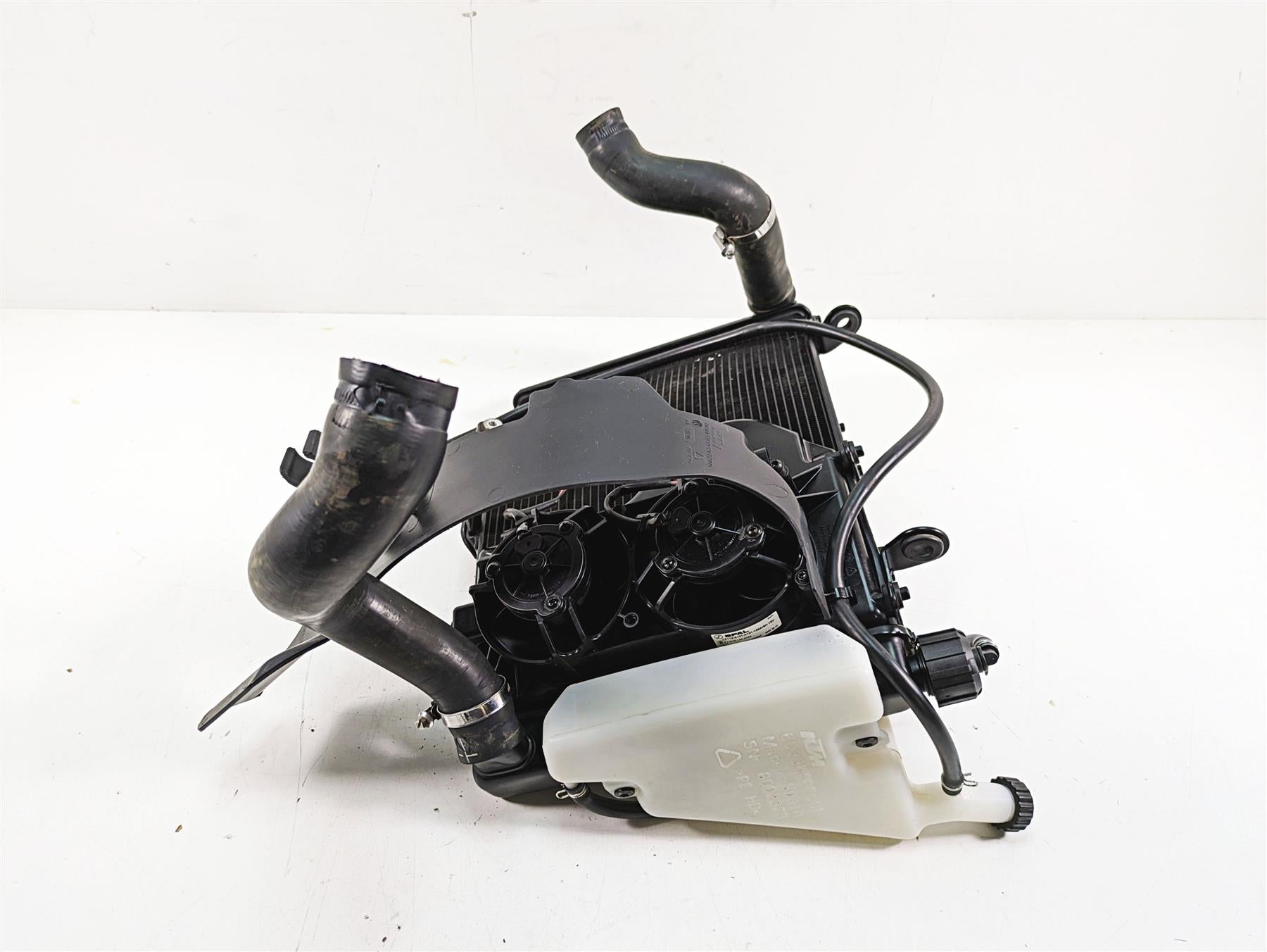 2020 KTM 1290 Super Adventure R Radiator Fan Reservoir Hose Set 60335010200 {{ shop.shopifyCountryName }} - Mototech271