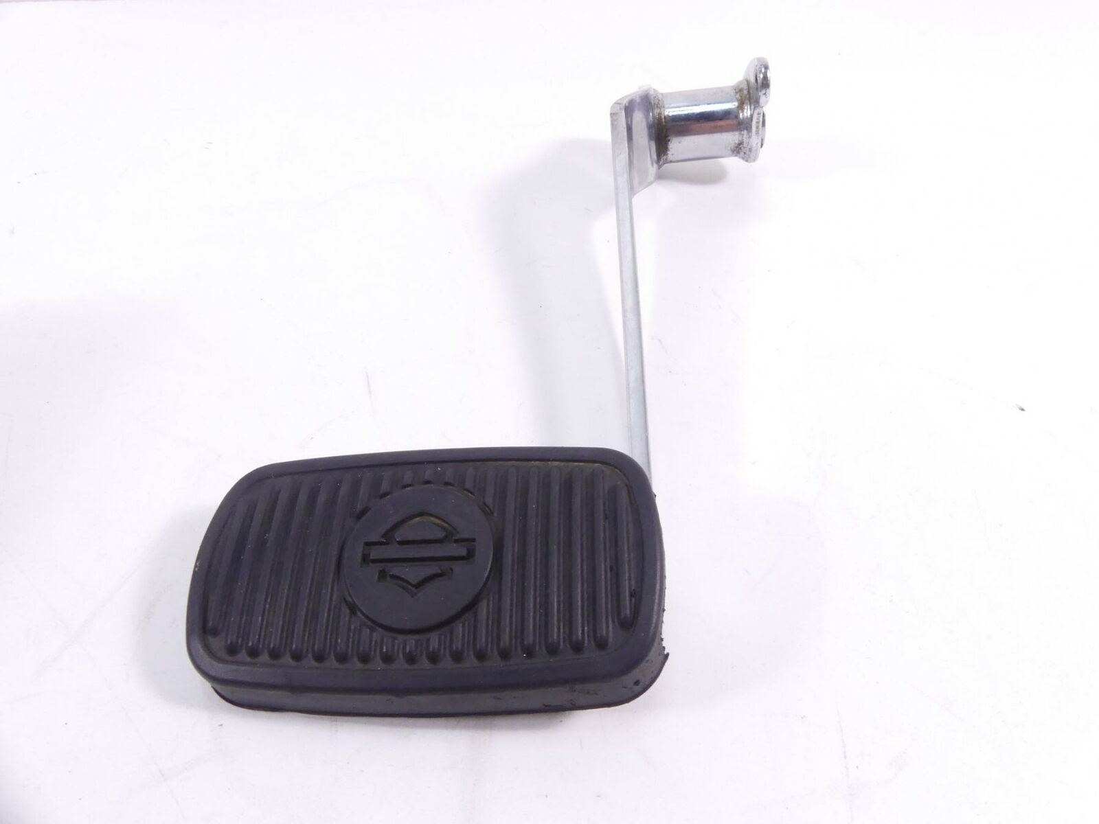 2006 Harley Touring FLHTCUI Electra Glide Rear Brake Pedal 42407-02 {{ shop.shopifyCountryName }} - Mototech271