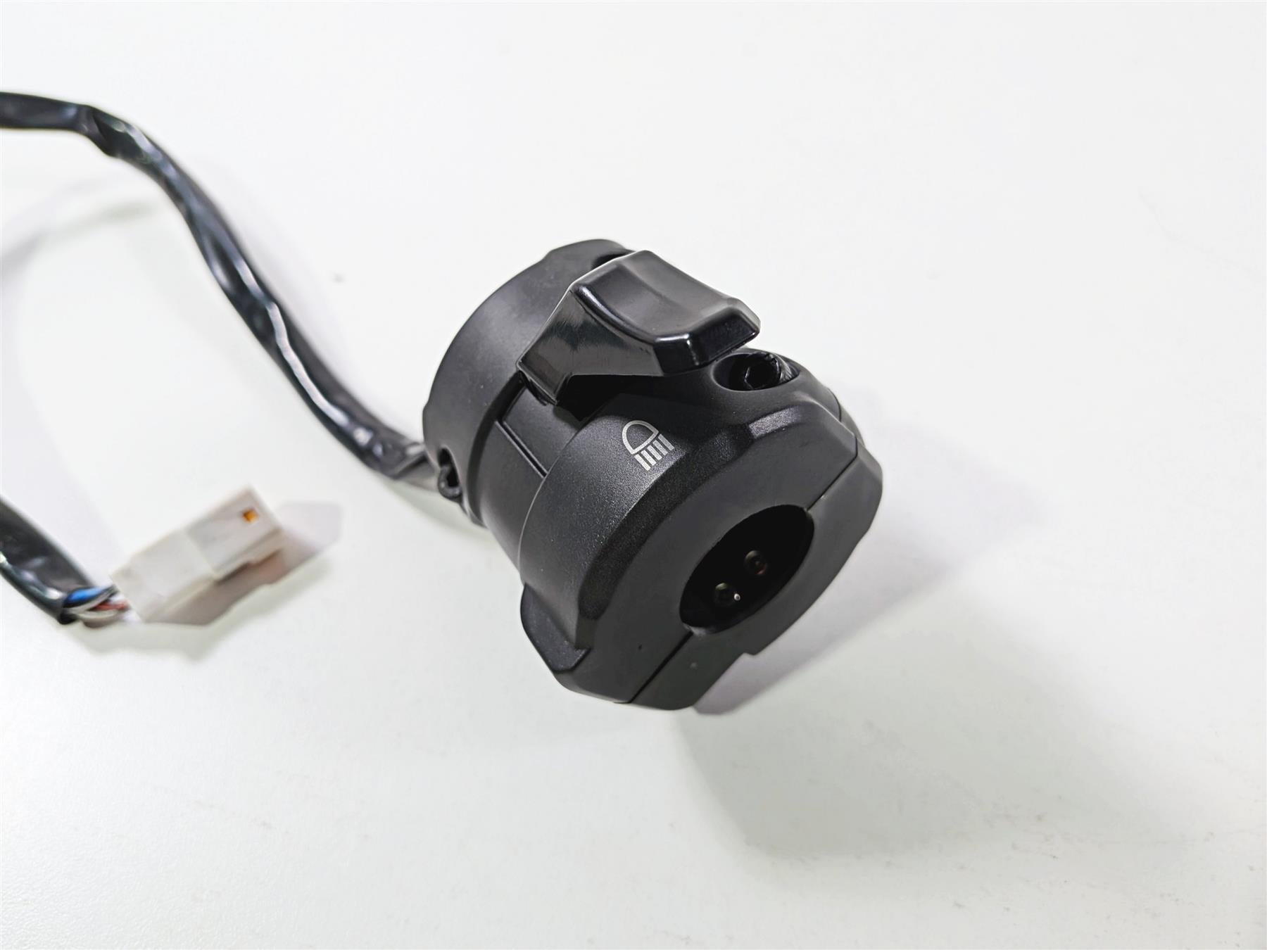 2011 Ducati Streetfighter 1098 S Left Hand Light Control Switch 65110112C {{ shop.shopifyCountryName }} - Mototech271