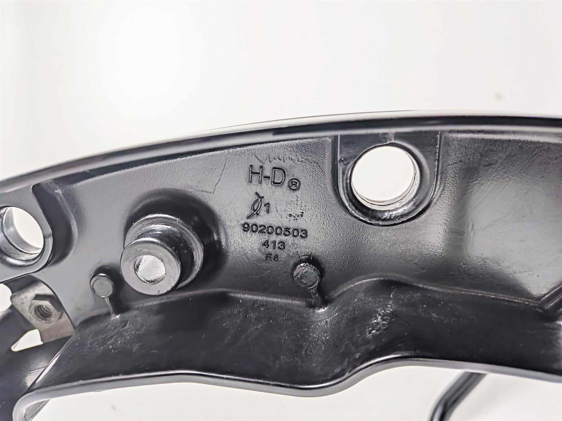 2020 Harley Touring FLTRK Road Glide Saddlebag Holder Carrier Set 90201319 {{ shop.shopifyCountryName }} - Mototech271