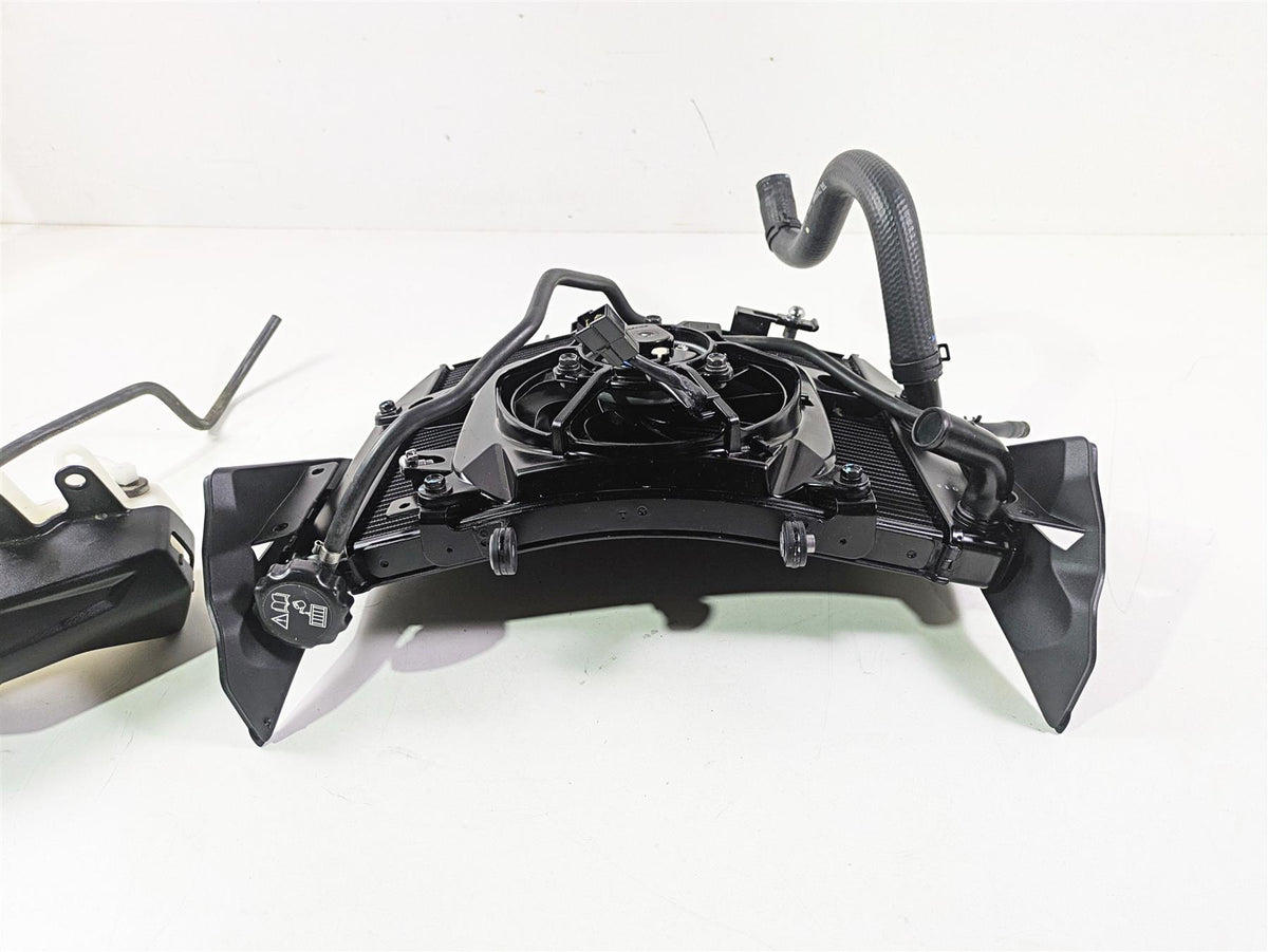 2024 Triumph Street Triple 765 R Radiator Fan Reservoir Hoses Set T2101508 {{ shop.shopifyCountryName }} - Mototech271