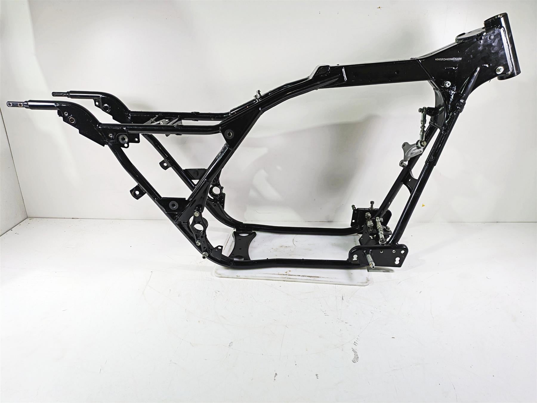 2008 Harley Touring FLHTCU E-Glide 105TH Straight Main Frame Chassis With Clean North Dakota Title47900-08BHP {{ shop.shopifyCountryName }} - Mototech271