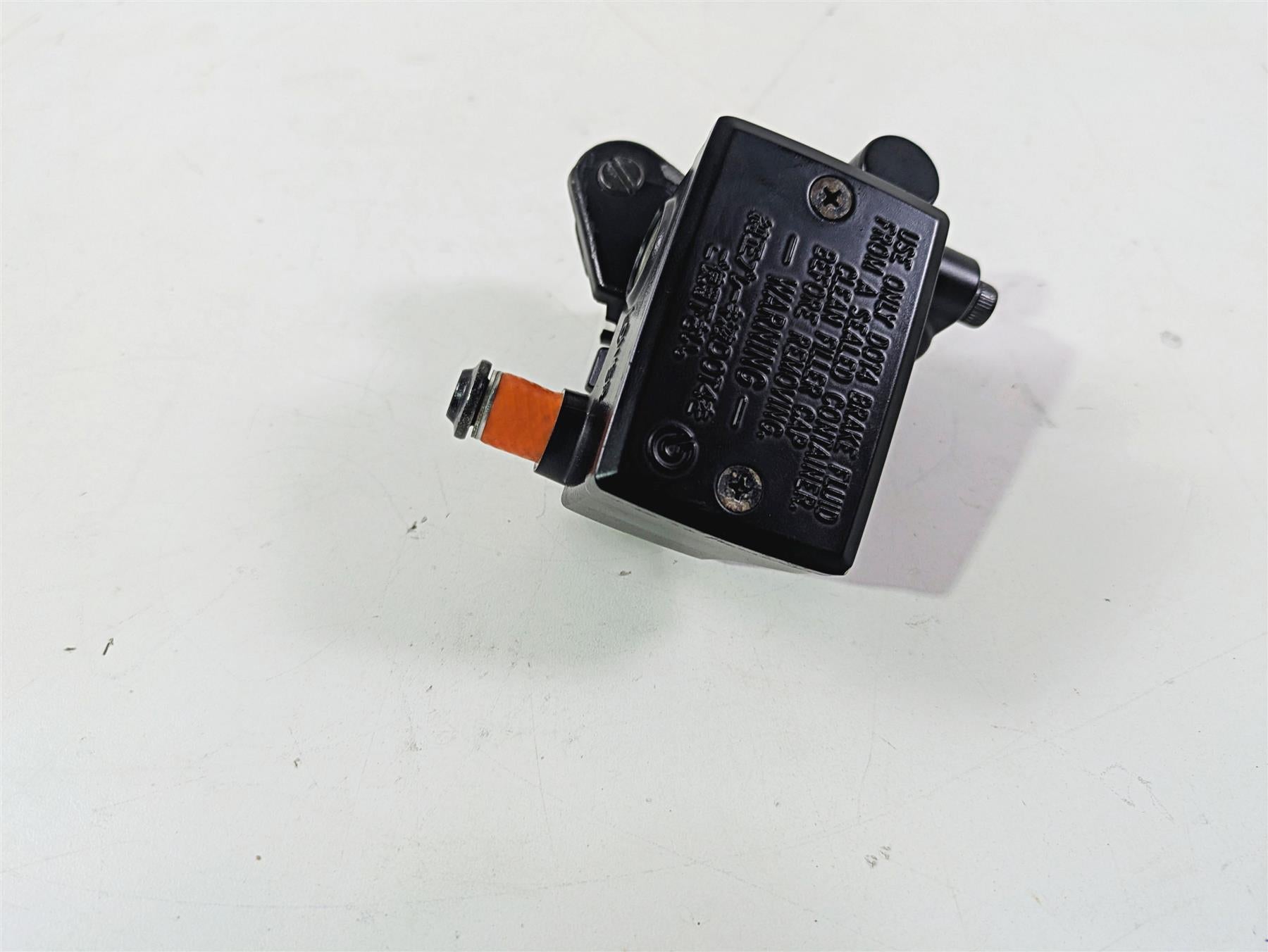 2009 Yamaha FZ1 FZS10 Fazer Brembo Front Brake Master Cylinder 3C3-W2587-00-00 {{ shop.shopifyCountryName }} - Mototech271