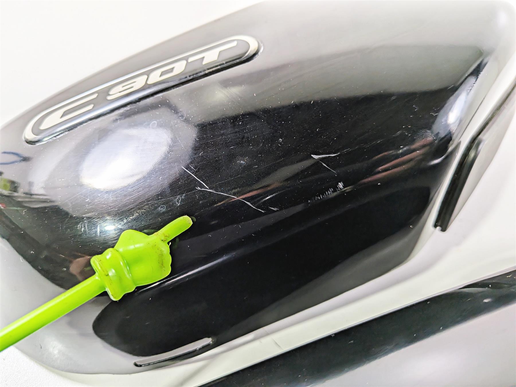 2006 Suzuki C90 VL1500T Boulevard Side Cover Fairing Set 47110-10F00 47210-10F00 {{ shop.shopifyCountryName }} - Mototech271