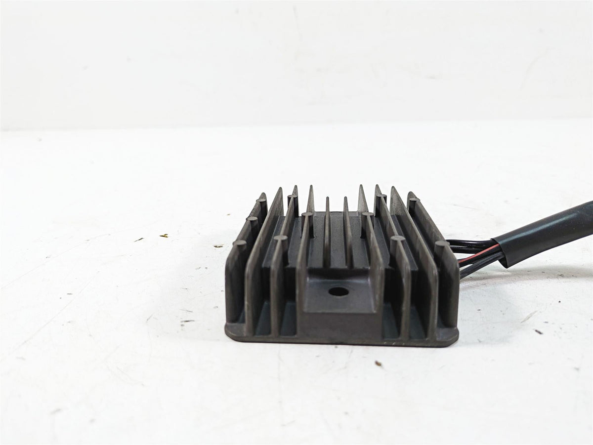 2011 Triumph America Rectifier Voltage Regulator T1300824 {{ shop.shopifyCountryName }} - Mototech271