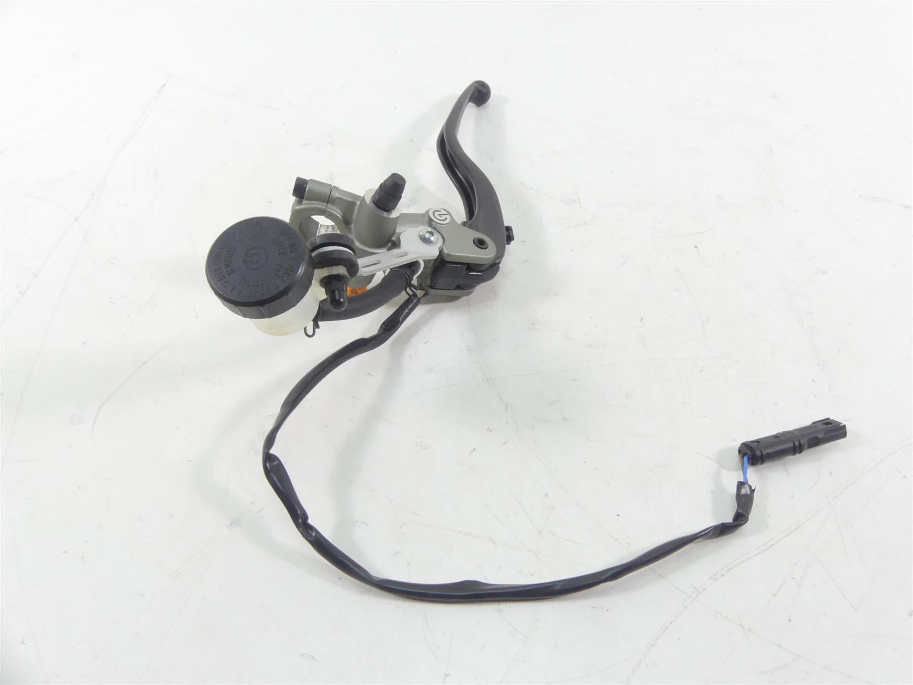 2020 Ducati Panigale V2 Brembo Radial Clutch Master Cylinder & Lever 63040881A {{ shop.shopifyCountryName }} - Mototech271