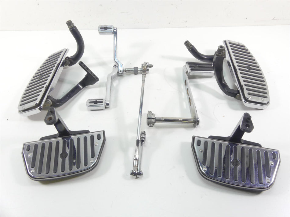 1995 Harley Touring FLHTCU Electra Glide Floor Foot Board Set + Pedals 50621-79A {{ shop.shopifyCountryName }} - Mototech271
