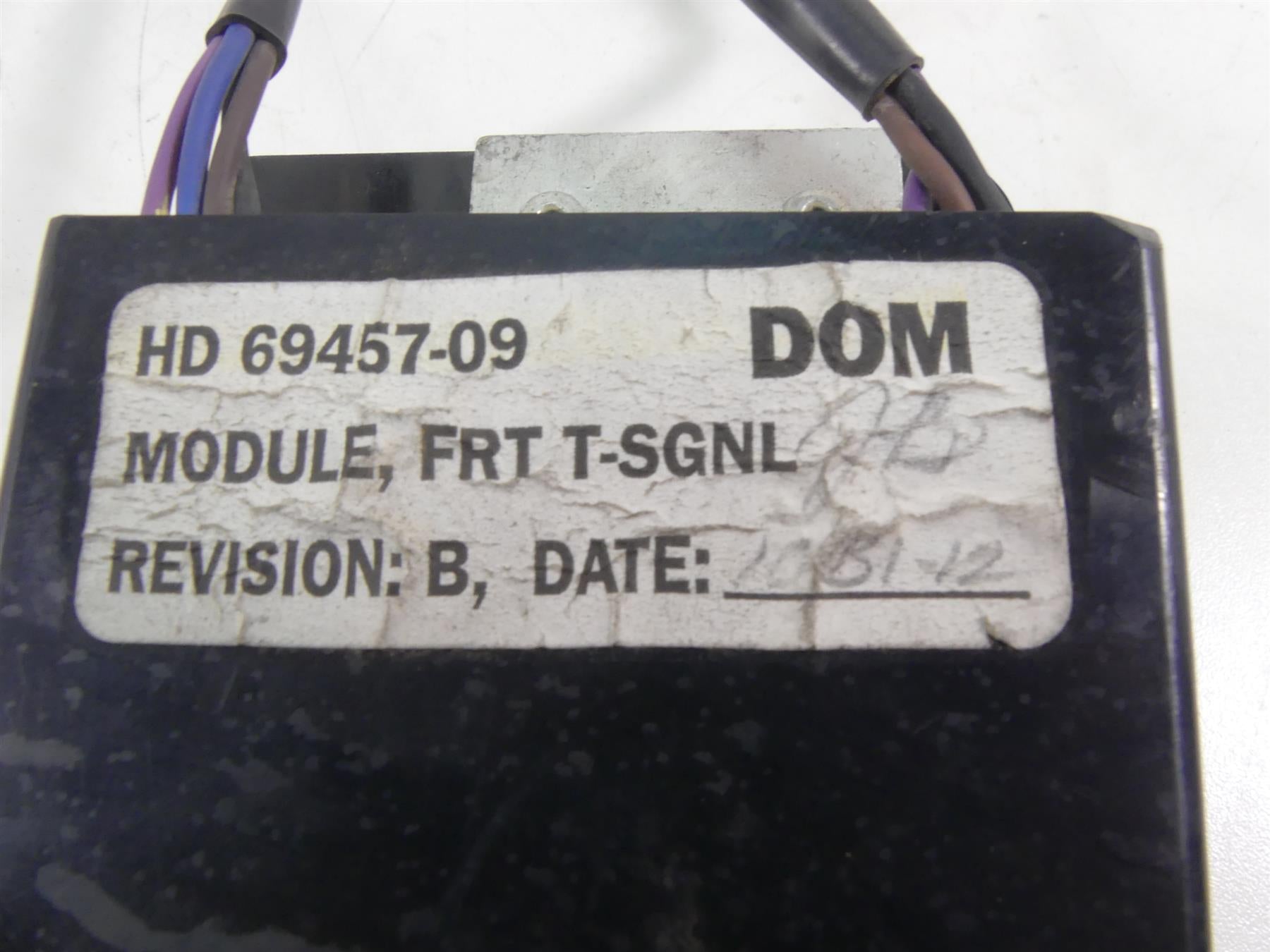 2013 Harley Davidson VRSCF Muscle Turn Signal Flasher Module 69457-09 {{ shop.shopifyCountryName }} - Mototech271