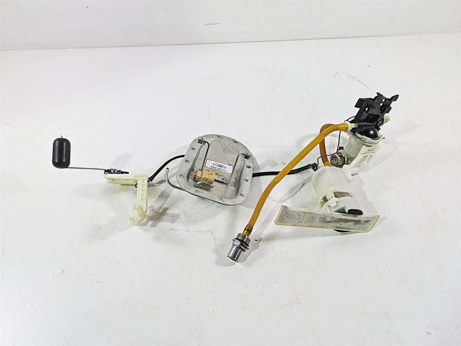 2016 Harley FXDL Dyna Low Rider Fuel Gas Petrol Pump - Tested 75246-04A {{ shop.shopifyCountryName }} - Mototech271