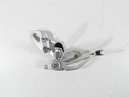2014 BMW R nine T R9T K21 Right Front Rider Footpeg & Brake Pedal 46717671078 {{ shop.shopifyCountryName }} - Mototech271