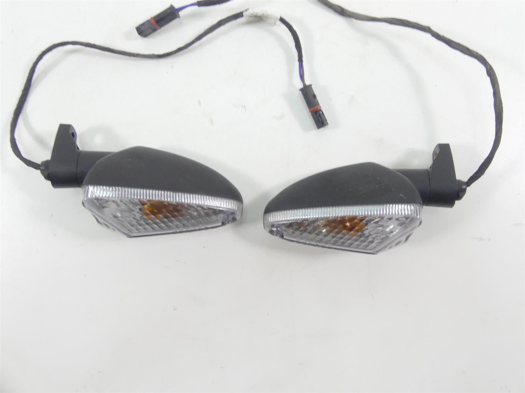 2019 BMW R1250GS K50 Rear Blinker Turn Signal Set 63138534353 63138534352 {{ shop.shopifyCountryName }} - Mototech271