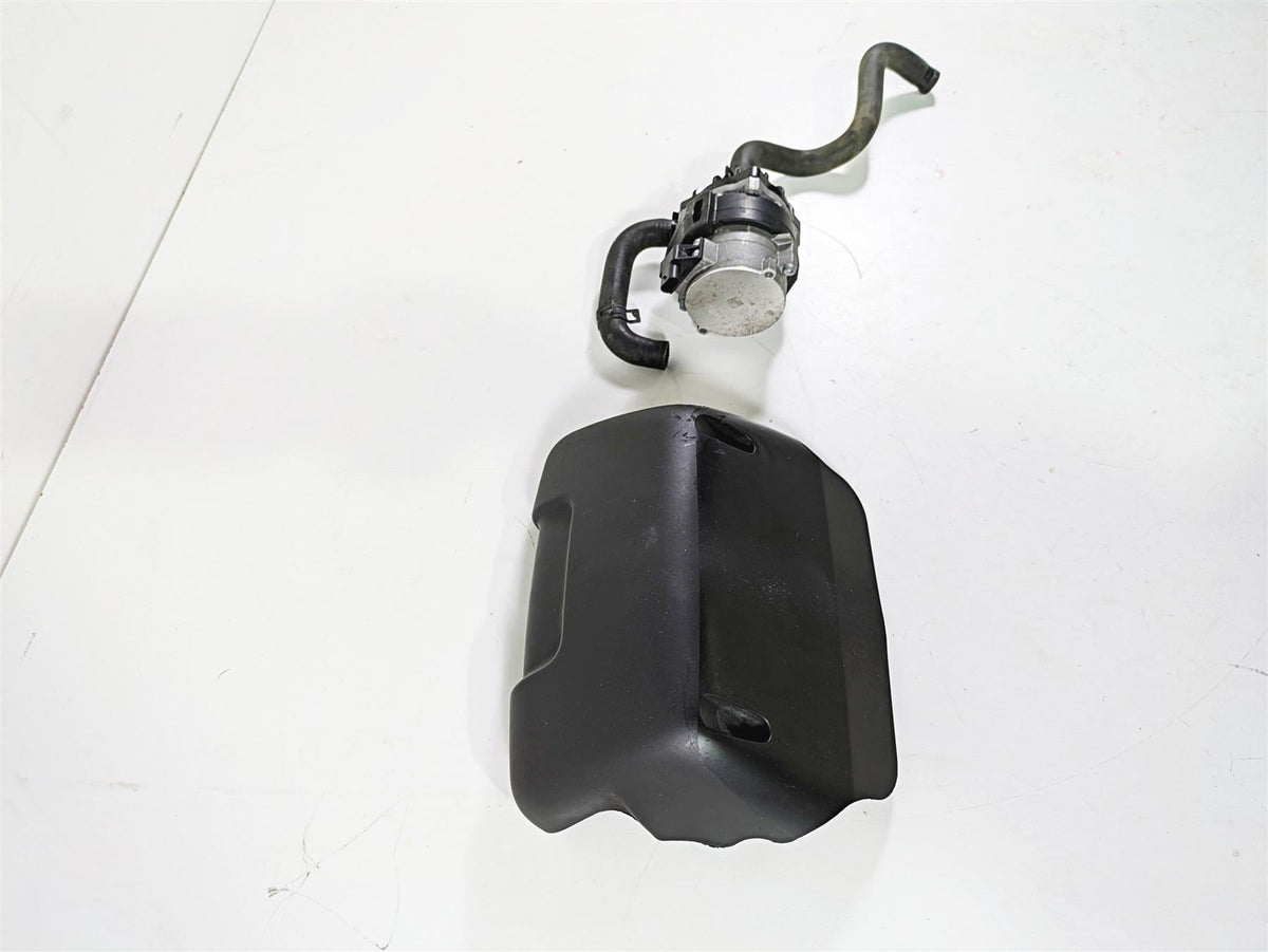 2017 Harley Touring FLHTKSE CVO E-Glide Water Pump + Lines & Cover 26600048A {{ shop.shopifyCountryName }} - Mototech271