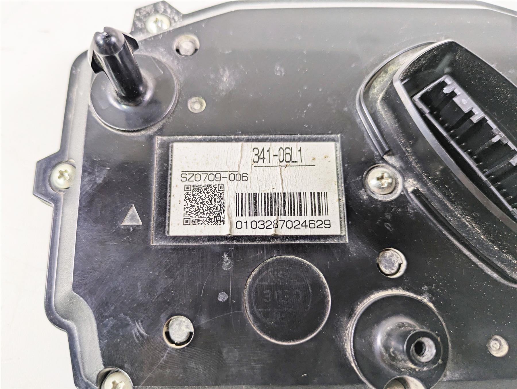 2020 Suzuki V-Strom 1050 XT Speedometer Gauges Instrument -21k 34100-06LB0 {{ shop.shopifyCountryName }} - Mototech271