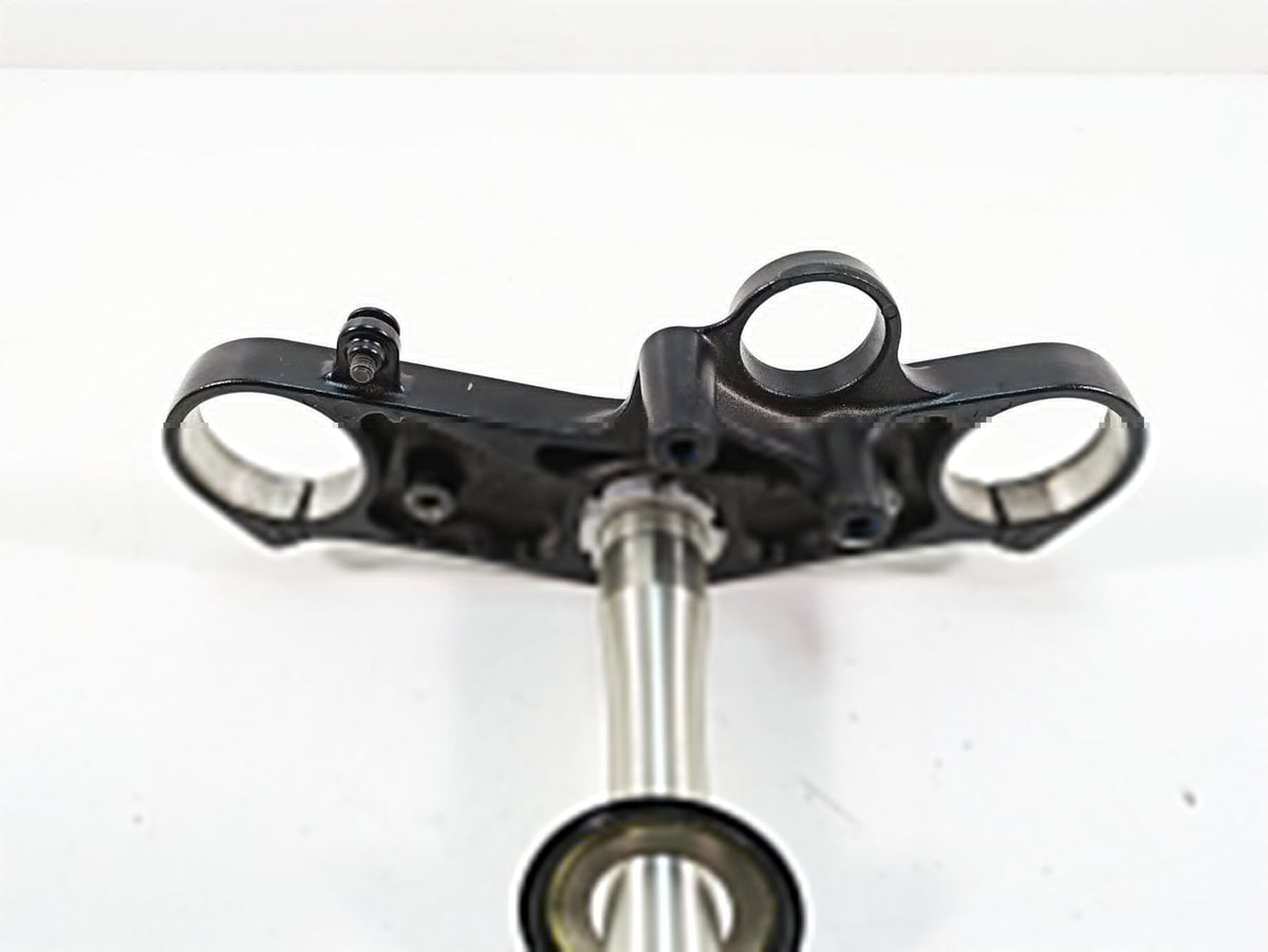 2007 Yamaha R1 YZFR1 Upper Lower Triple Tree Set 4C8-23340-00-00 4C8-23435-10-00 {{ shop.shopifyCountryName }} - Mototech271