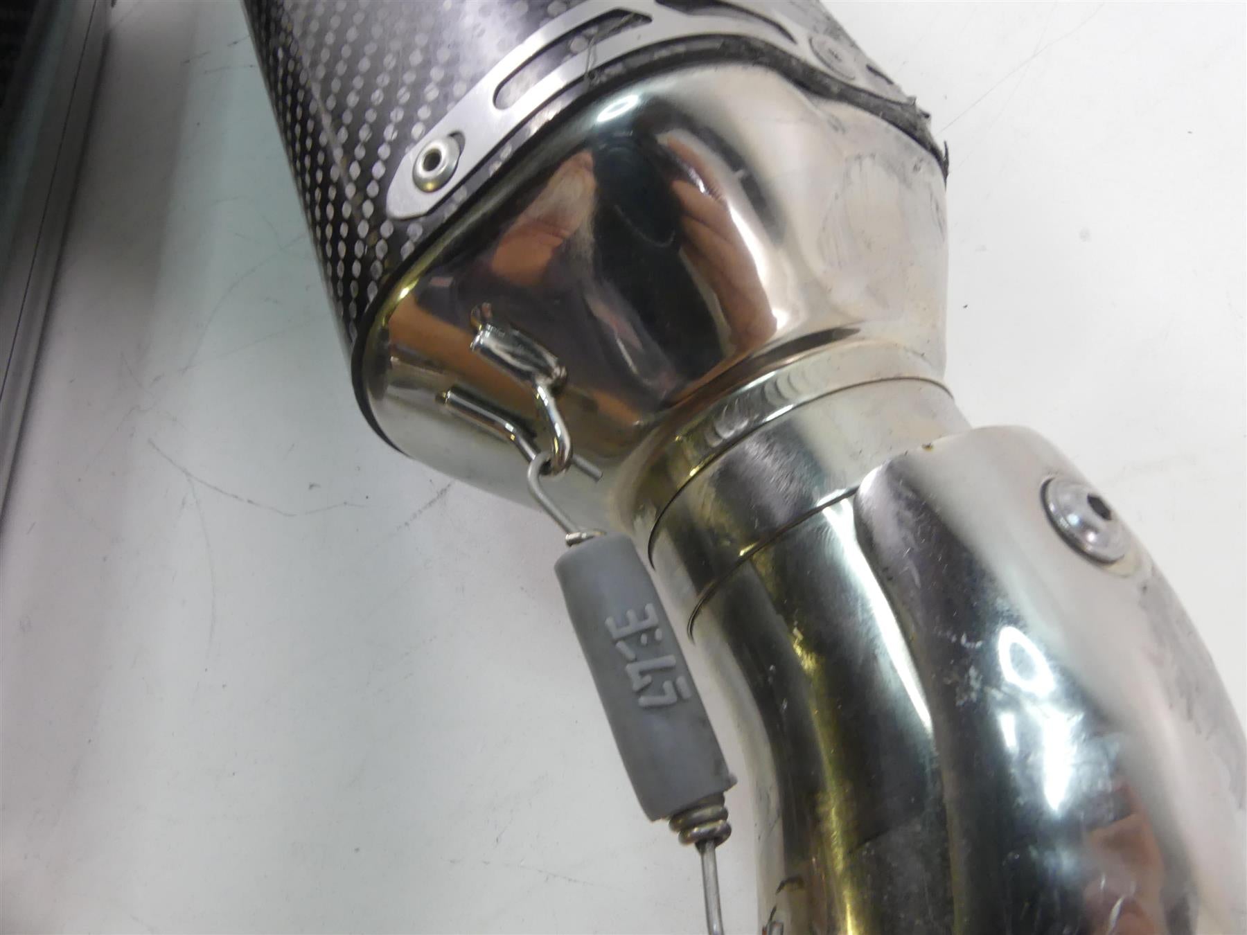 2020 Suzuki GSX1300 R Hayabusa Yoshimura R-77 Carbon Slip On Mufflers 1121202 {{ shop.shopifyCountryName }} - Mototech271