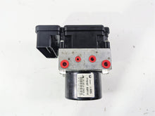 Load image into Gallery viewer, 2010 BMW R1200GS K25 Abs Brake Pump Unit Module 7715107 34517715109
