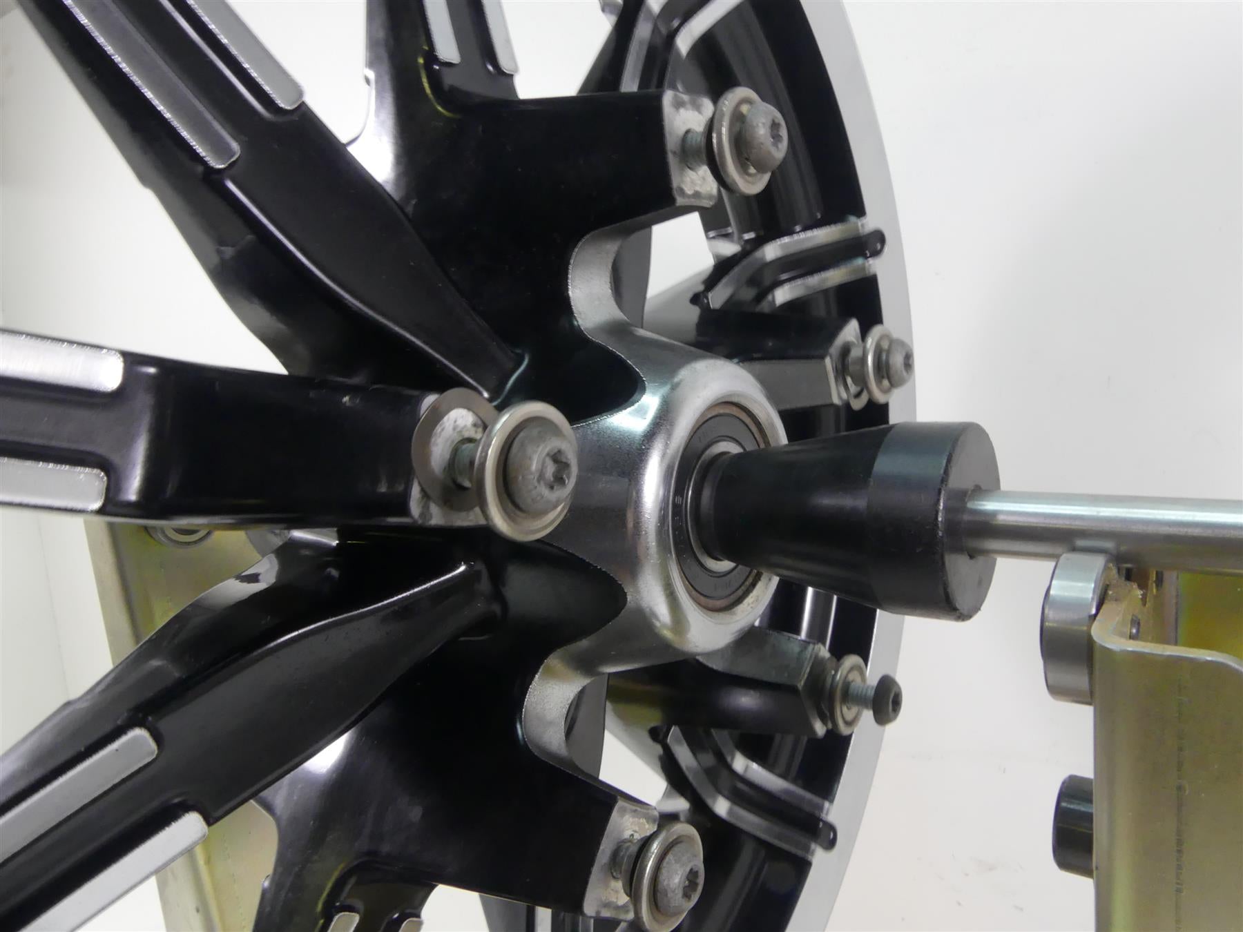 2014 Harley Touring FLHTK Electra Glide Front 17x3 Impeller Wheel Rim 43300386 {{ shop.shopifyCountryName }} - Mototech271