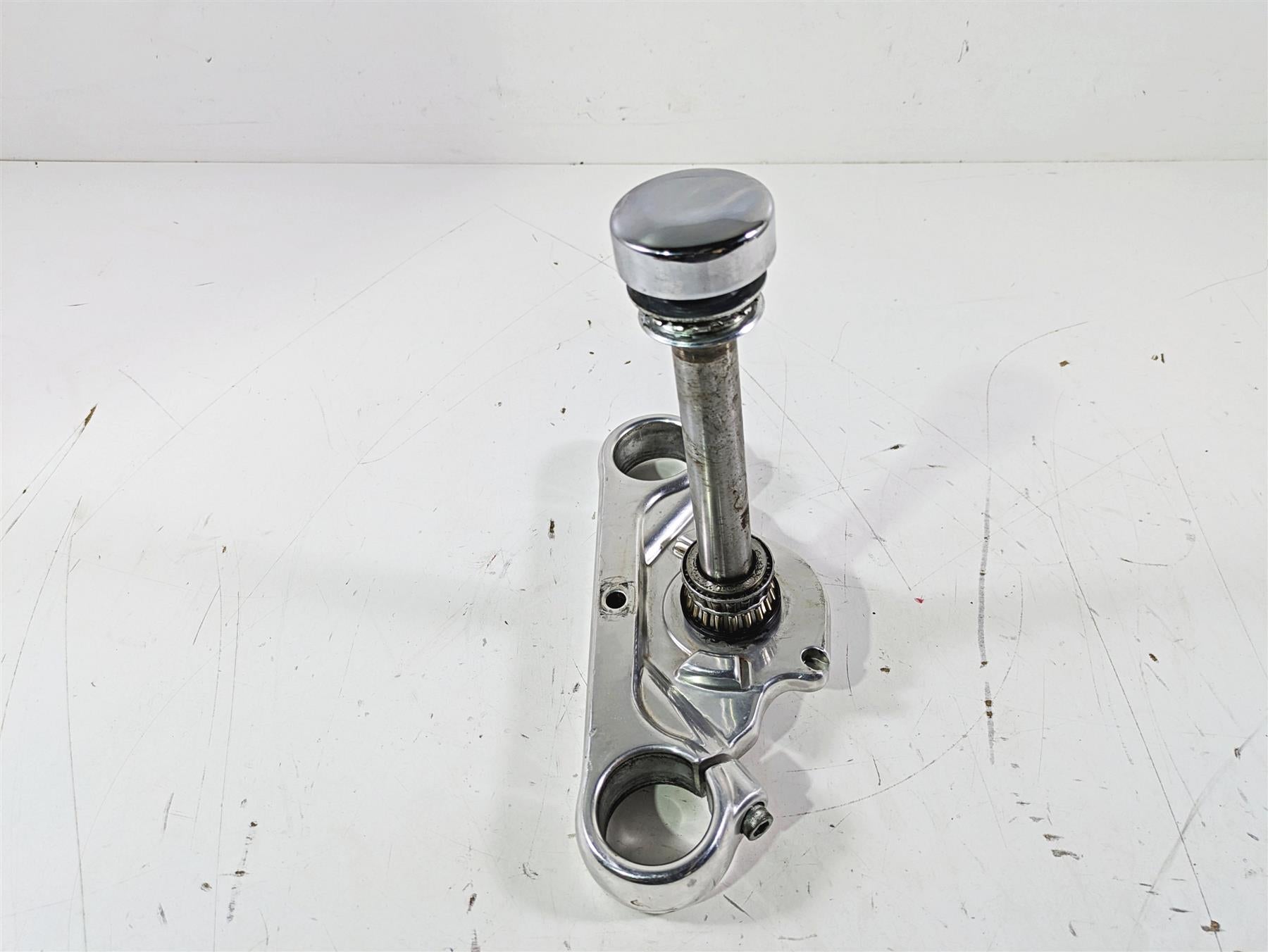 2015 Harley FXDL Dyna Low Rider Lower Triple Tree Steering Clamp 49mm 45539-08 {{ shop.shopifyCountryName }} - Mototech271