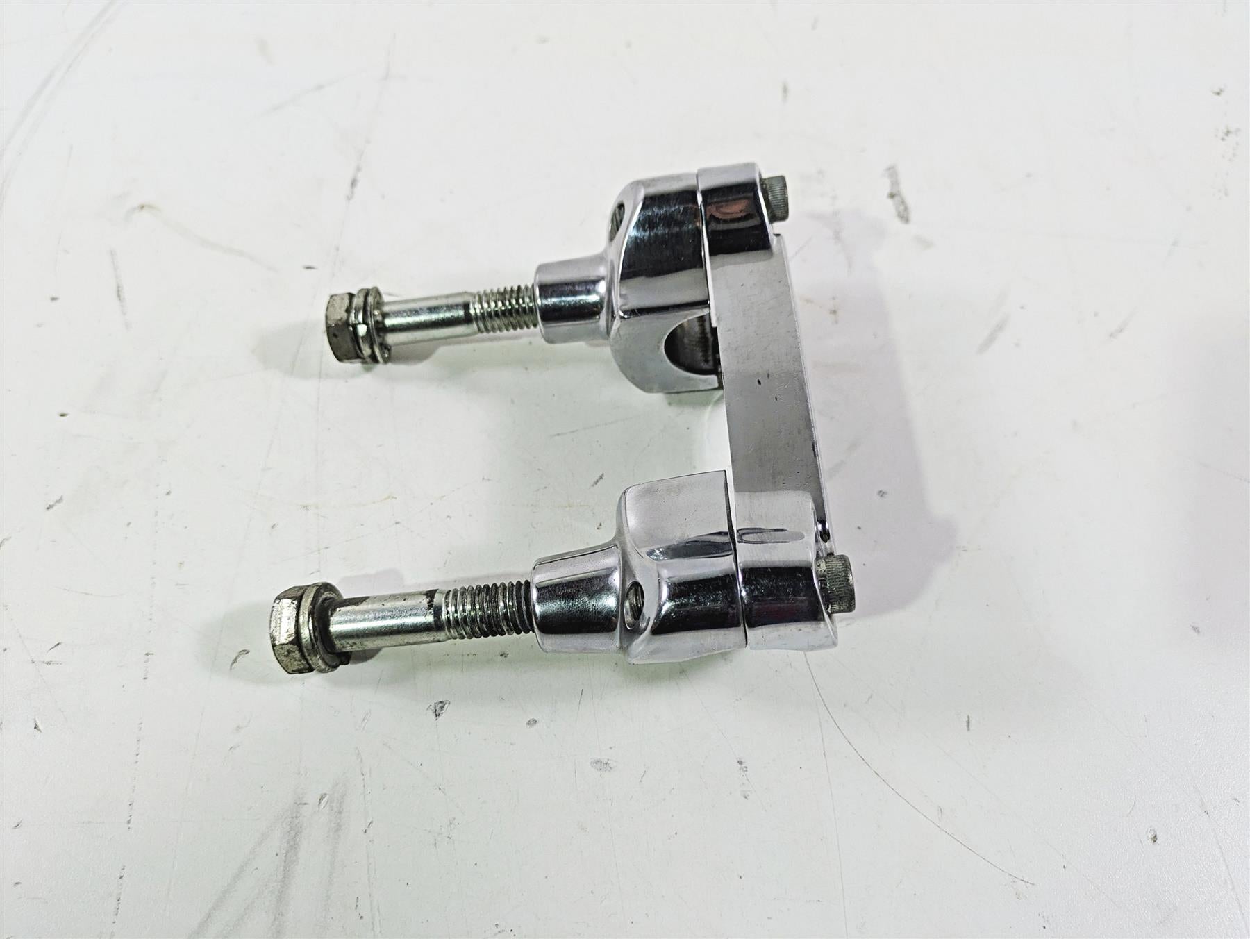 2004 Harley FLSTCI Softail Heritage Handlebar Holder Riser Set 56567-86B {{ shop.shopifyCountryName }} - Mototech271