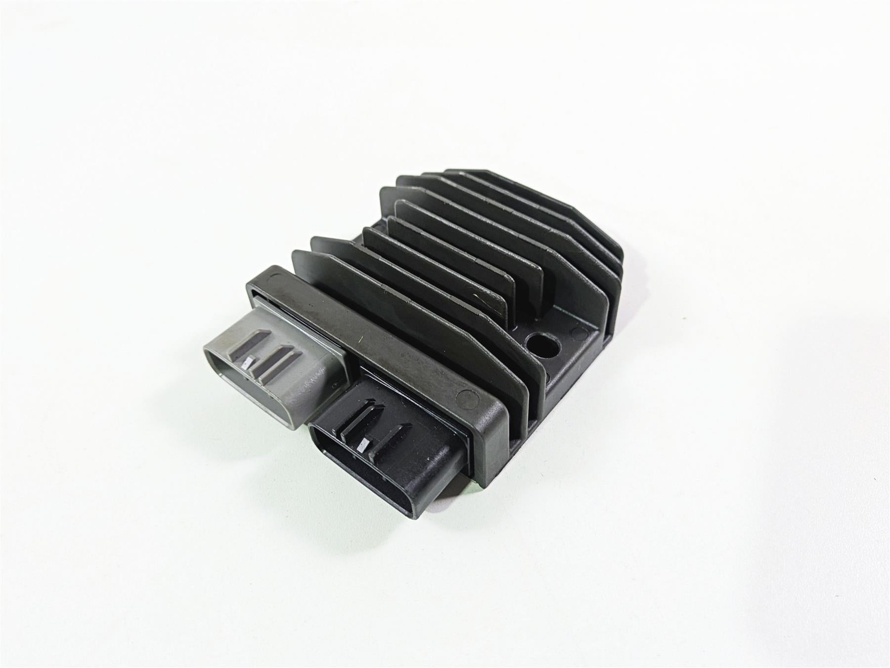 2023 Suzuki GSX1300 RR Hayabusa Rectifier Voltage Regulator FH027BA 32800-26J10 {{ shop.shopifyCountryName }} - Mototech271