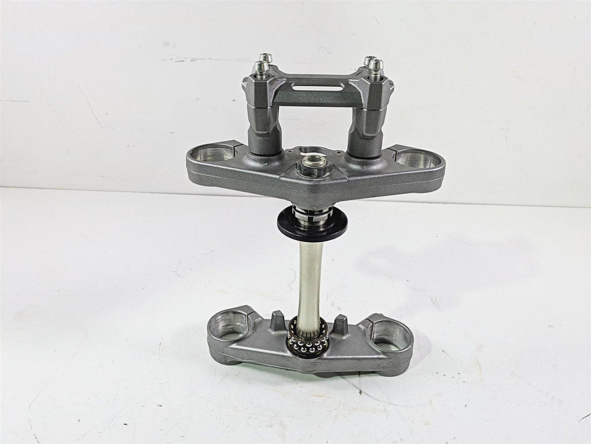 2020 Suzuki V-Strom 1050 XT Upper Lower Triple Tree Set - Read 51310-06L00-QSC {{ shop.shopifyCountryName }} - Mototech271